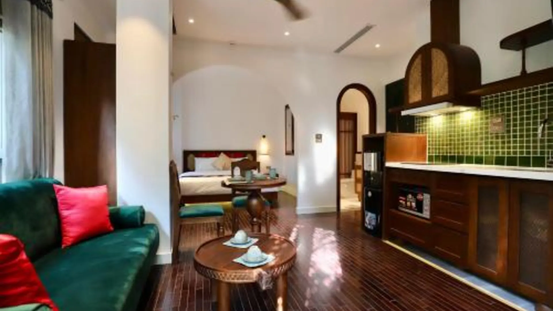 하노이 메종 냐쭉 박 레이크 - 부티크 레지던트 4성급 호텔 스위트룸