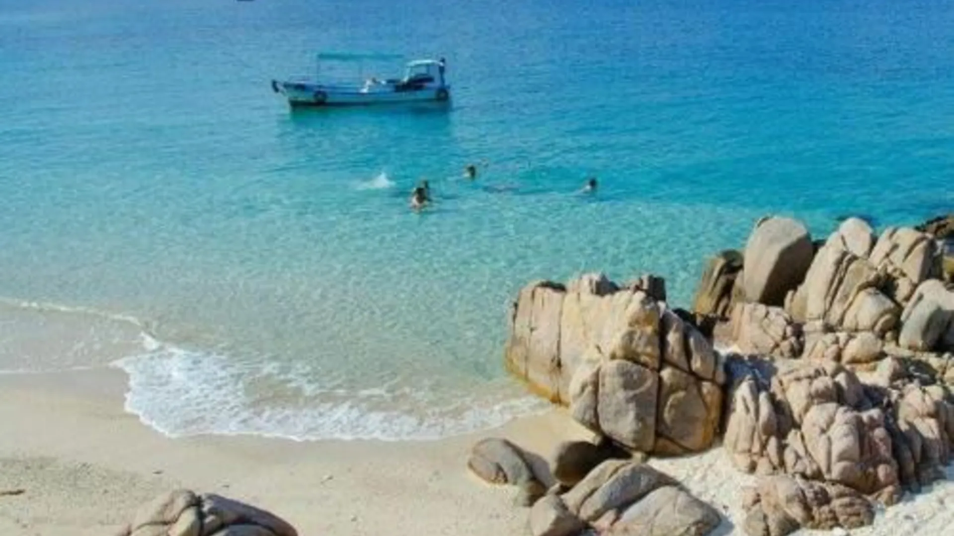 다낭 루시아 비치 호텔 3성급 호텔 수영장