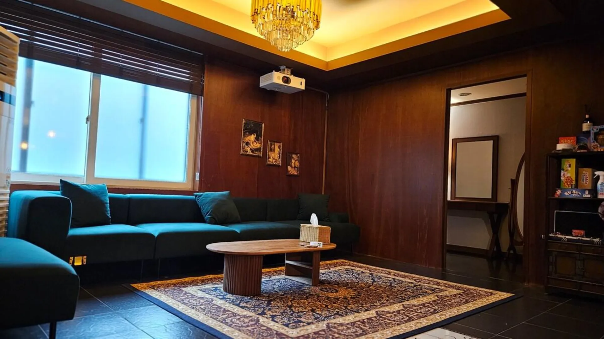 서울 Hongdae [홍대 메인거리] 유니크한 인테리어, 넓은 공간, 외국인 전용숙소 4성급 게스트하우스 외관