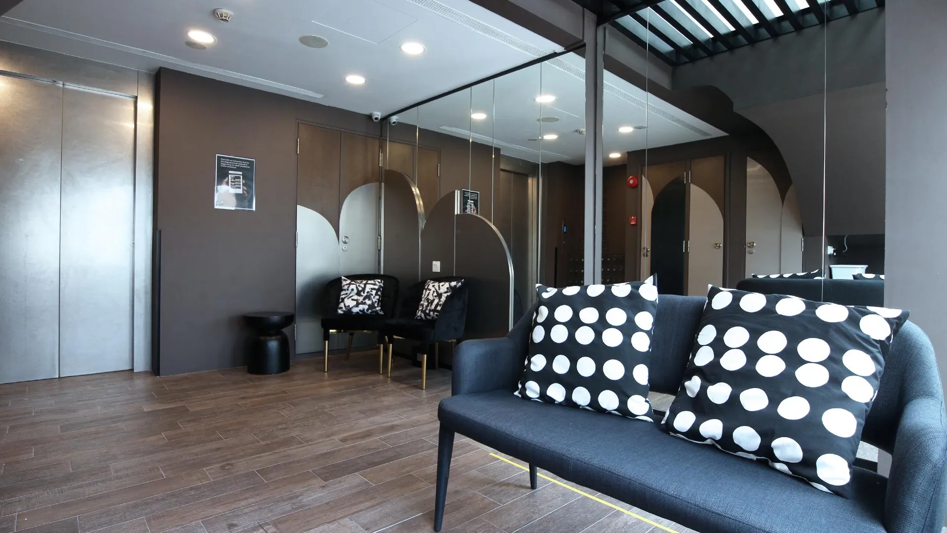 싱가포르 ST 시그니처 부기스 비치, 데이유즈, 8AM / 11AM 체크인, 8~9시간 3성급 호텔 수영장