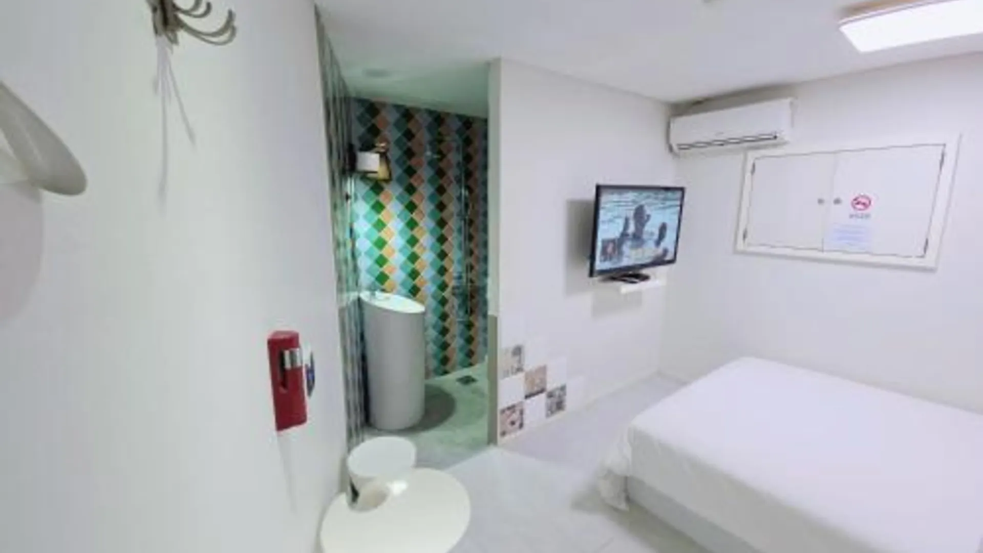 서울 나비 모텔 호텔 수영장