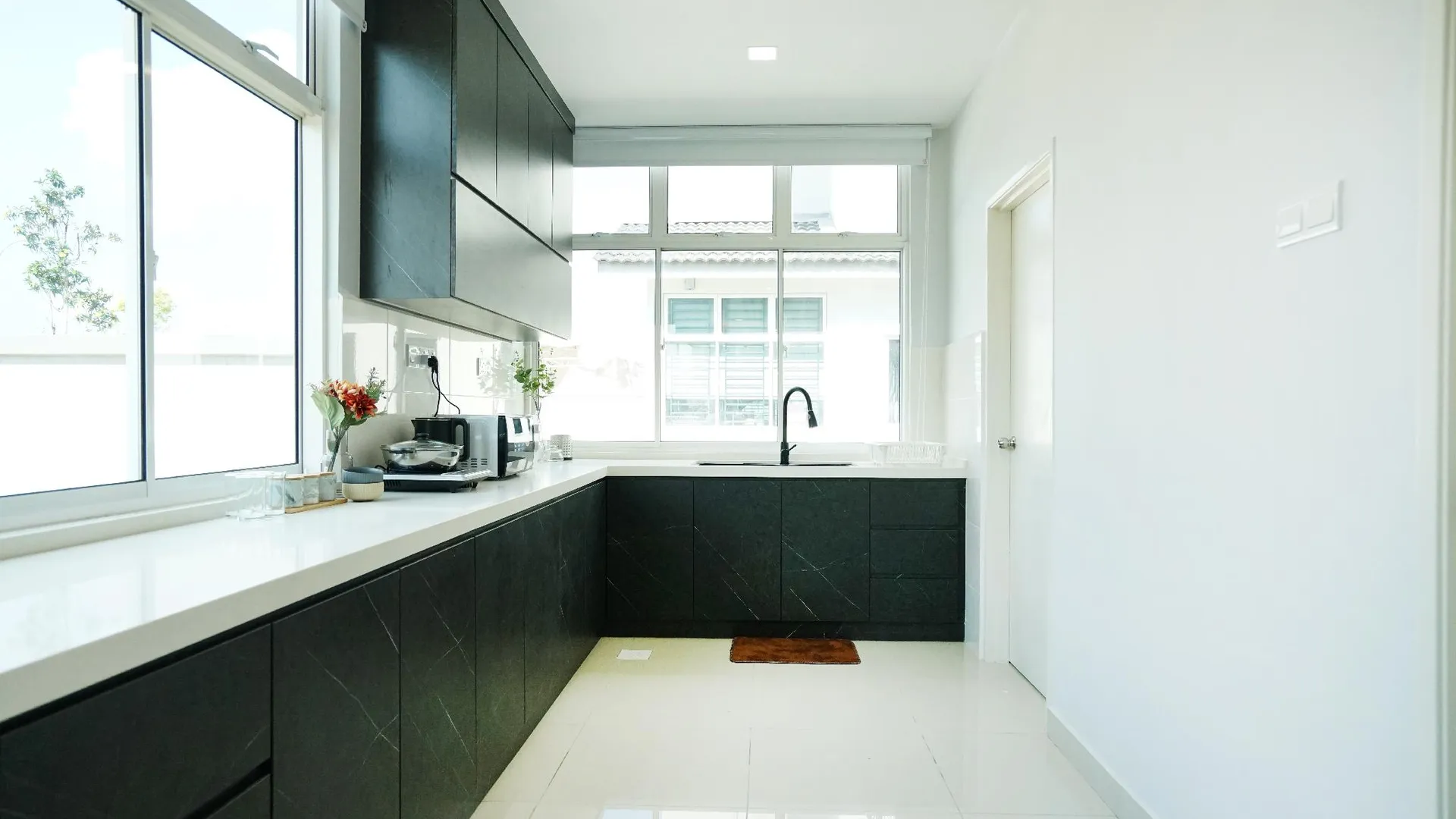 데사루 반다르 페나와르의 프라이빗 하우스 (194m², 침실 4개, 프라이빗 욕실 3개) 3성급 싱글룸 부대시설