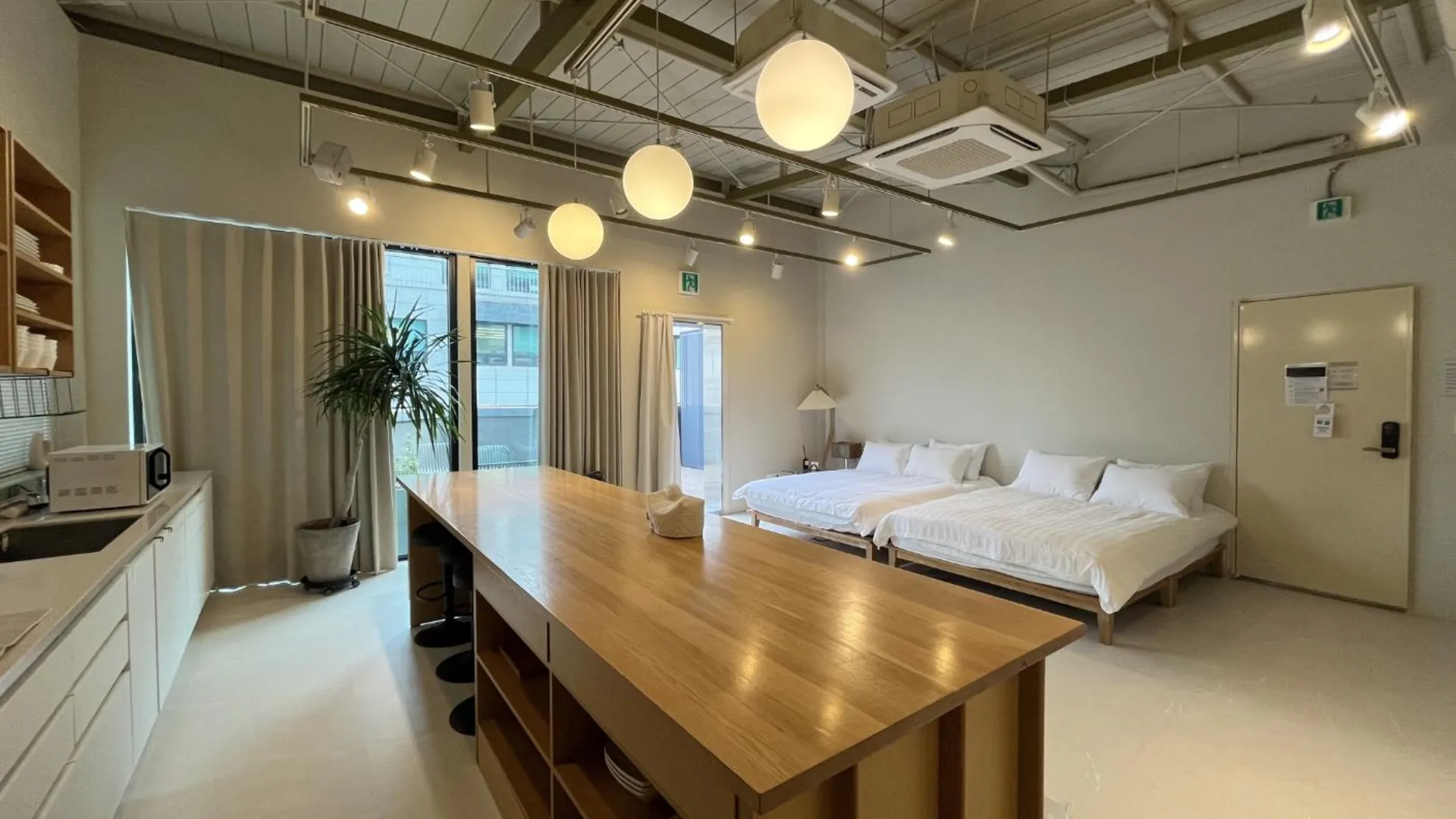 서울 업플로 호스텔 2성급 호텔 스위트룸