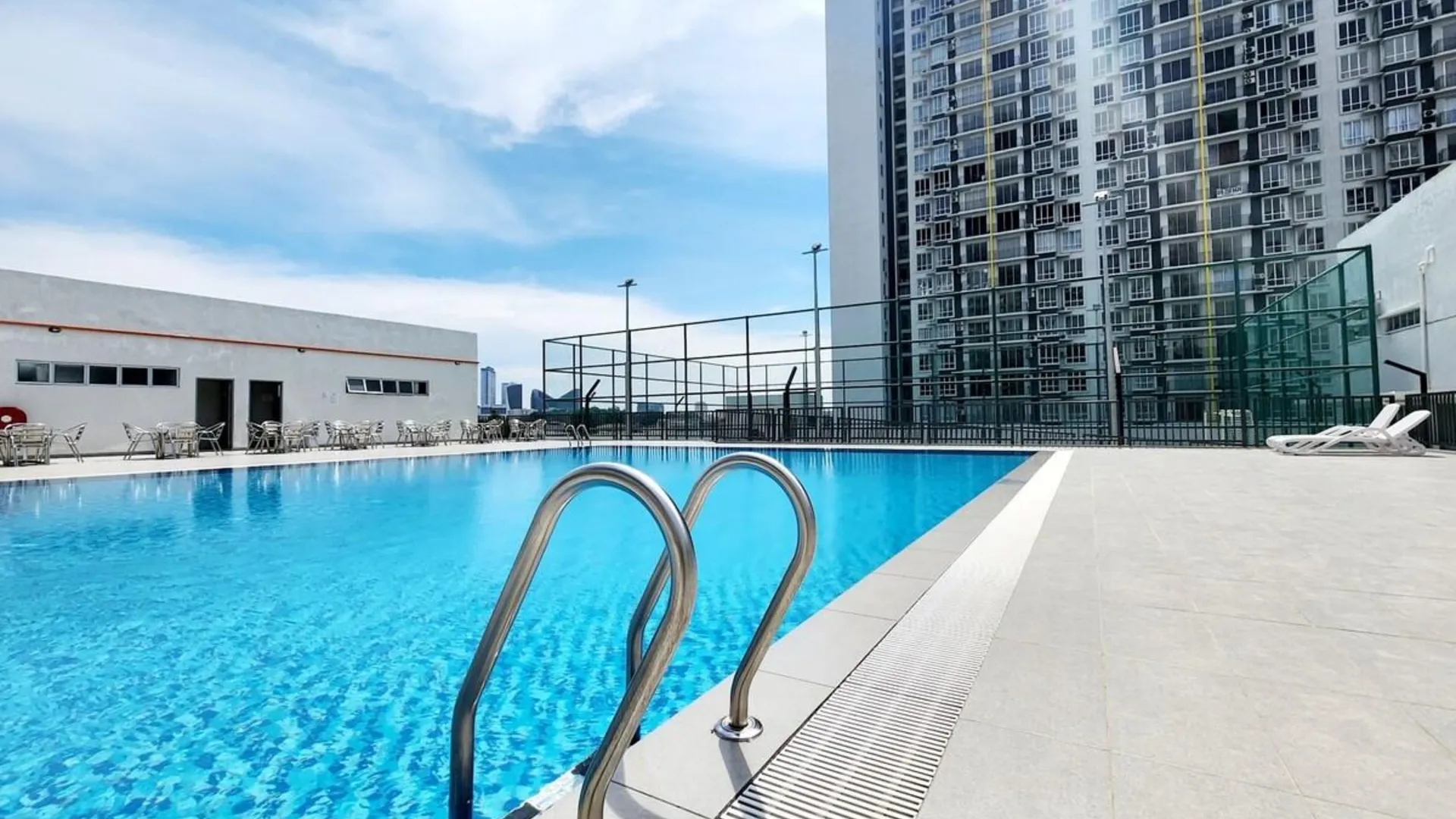 말라카 말라카 시내의 프라이빗 하우스 (m², 침실 3개, 프라이빗 욕실 2개) 3성급 싱글룸 레스토랑