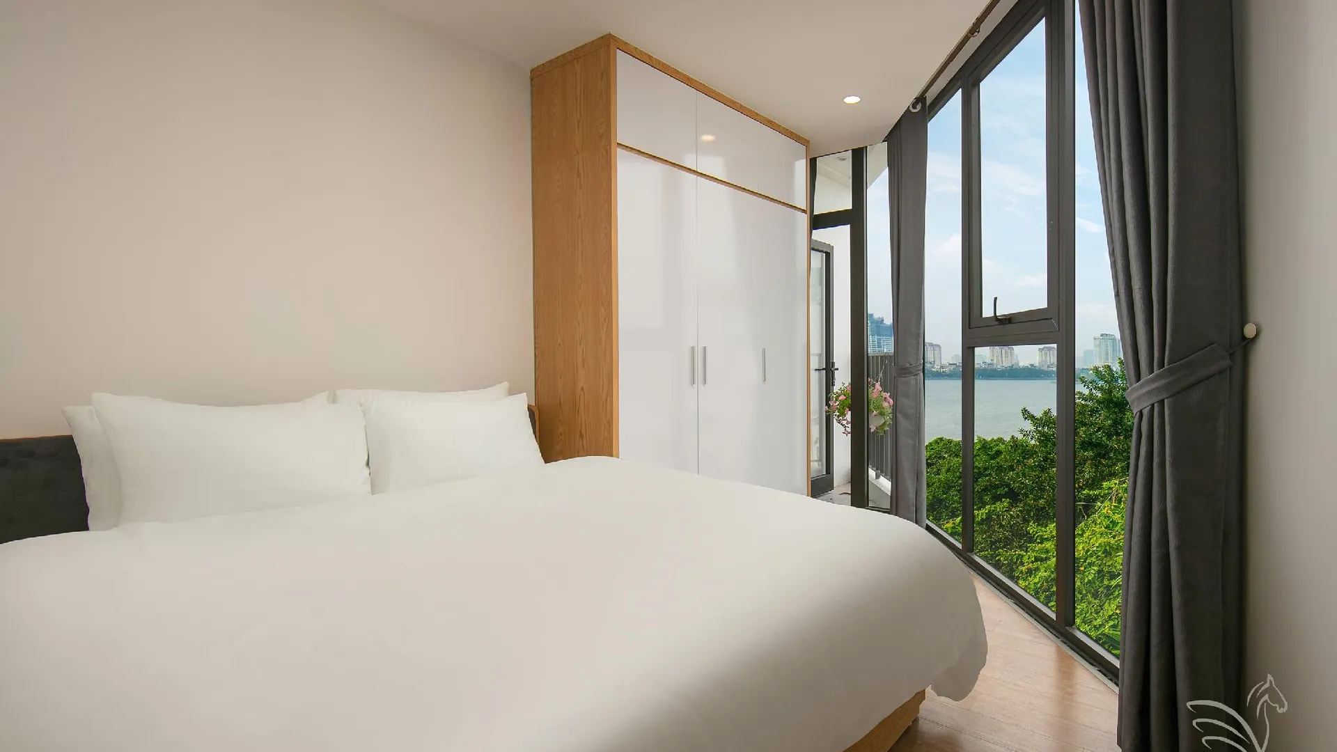 하노이 웨스트레이크 펄 아파트호텔 앤 스파 - 바이 페가시 그룹 5성급 호텔 스위트룸