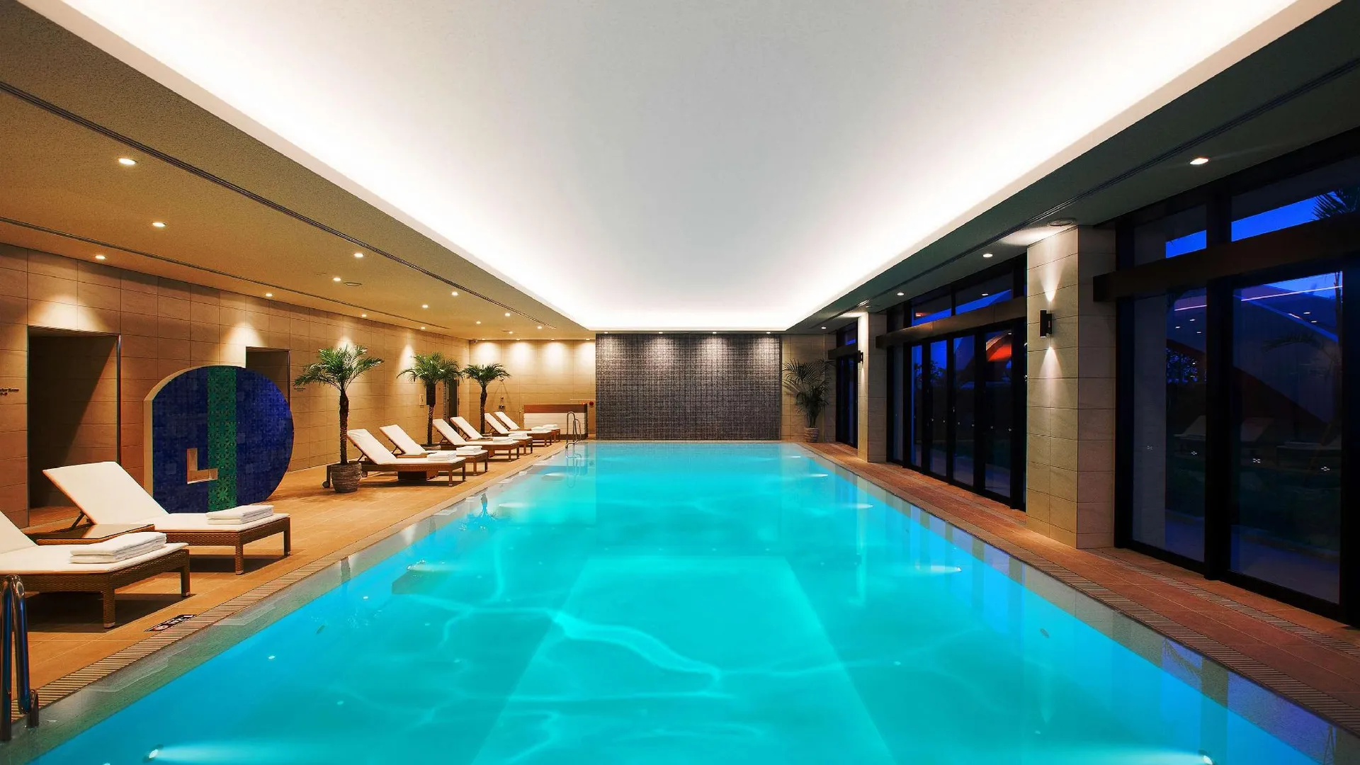 오키나와 본섬 힐튼 오키나와 자탄 리조트 4성급 호텔 스위트룸