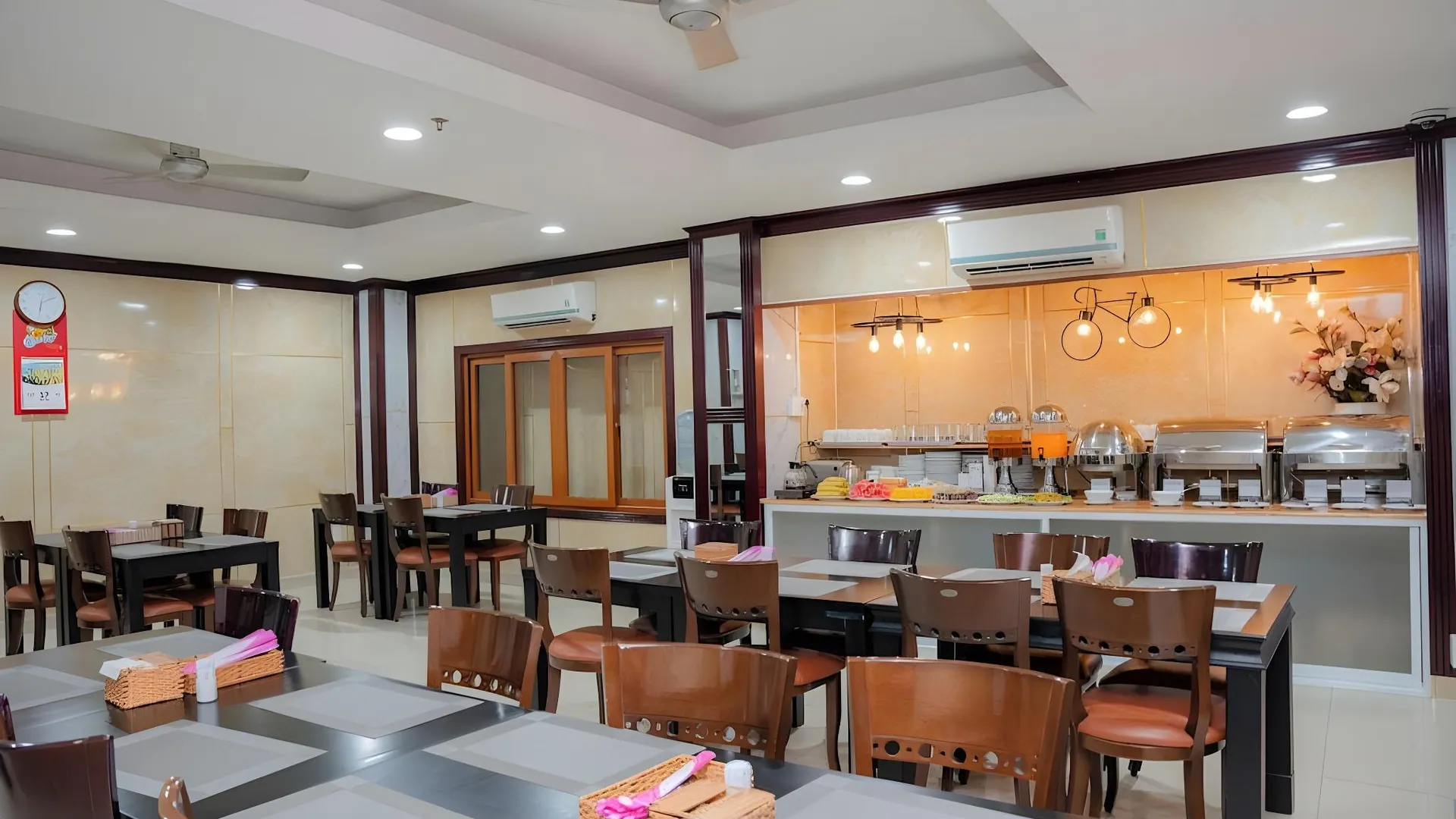 호치민 득민 사이공 에어포트 호텔 3성급 호텔 수영장