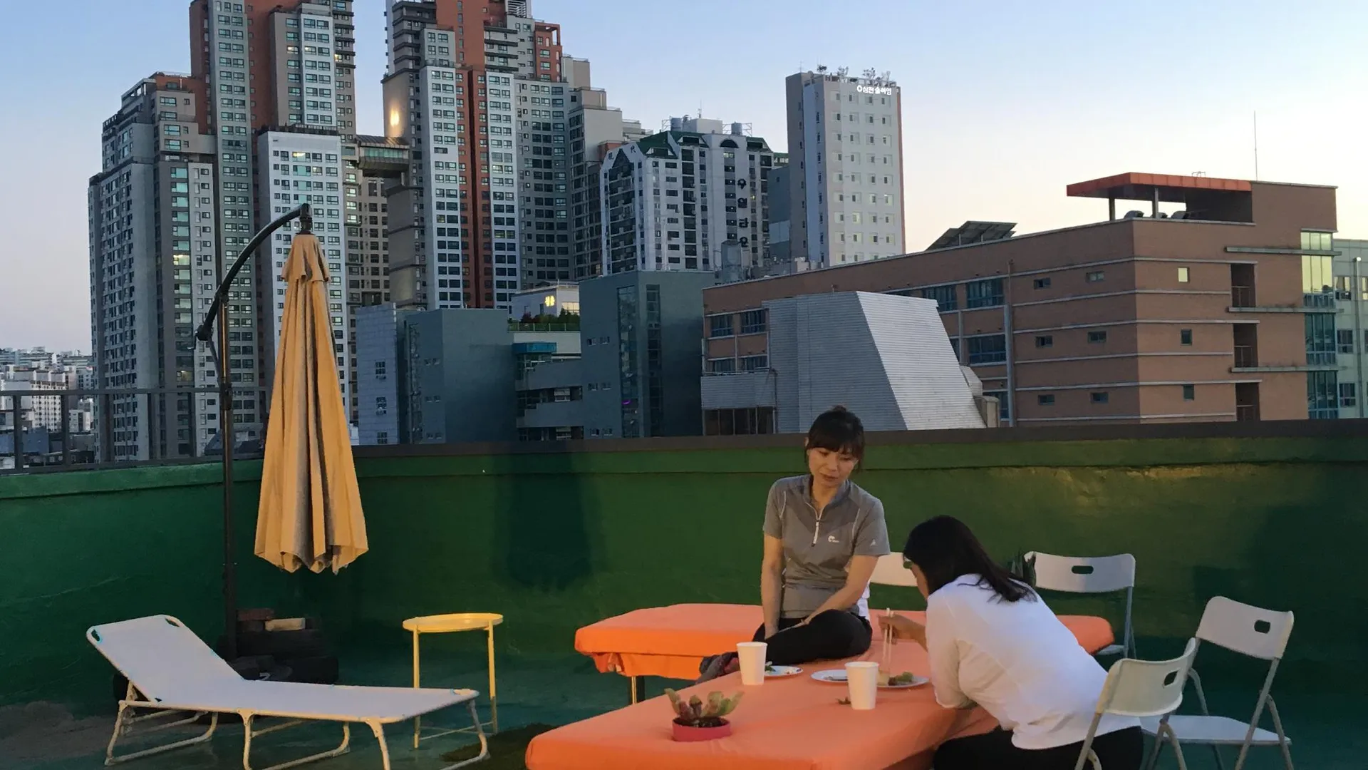 서울 어반아트 스테이 2성급 호텔 전망