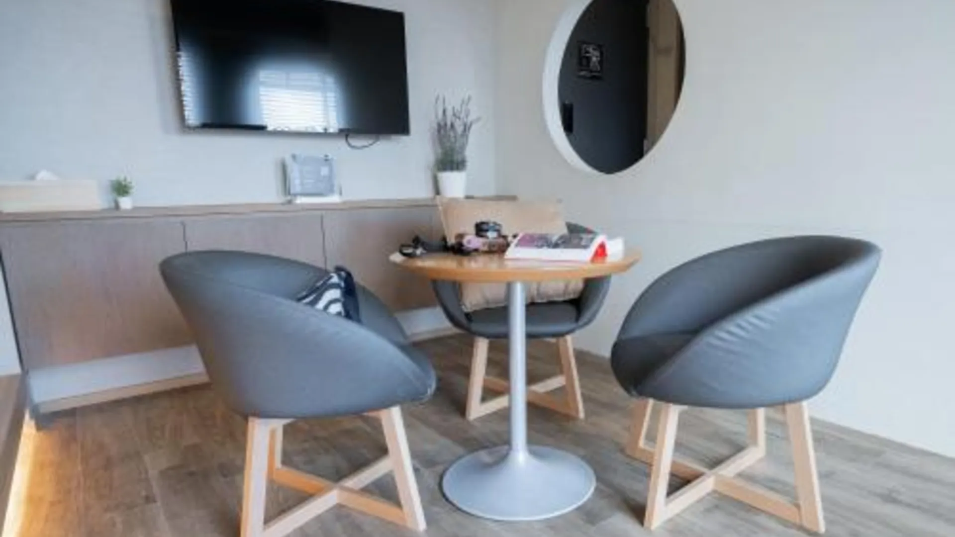 교토 웨이페어러 교토 시조 3성급 호텔 수영장