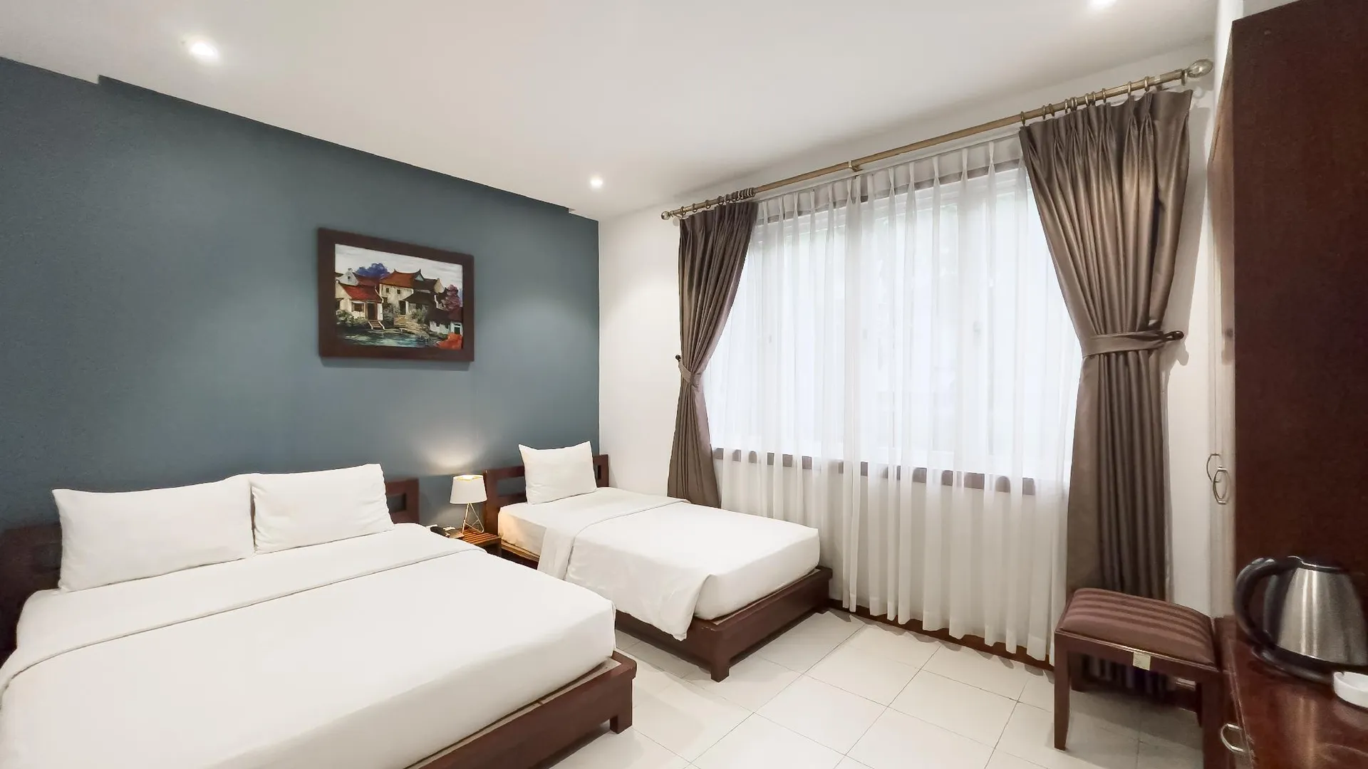 호치민 호앙 옌 호텔 - 푸미흥 3성급 호텔 전망