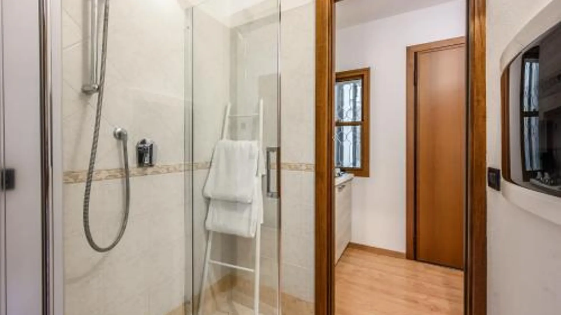 모데나 Emilia Studios 6 3성급 싱글룸 스위트룸