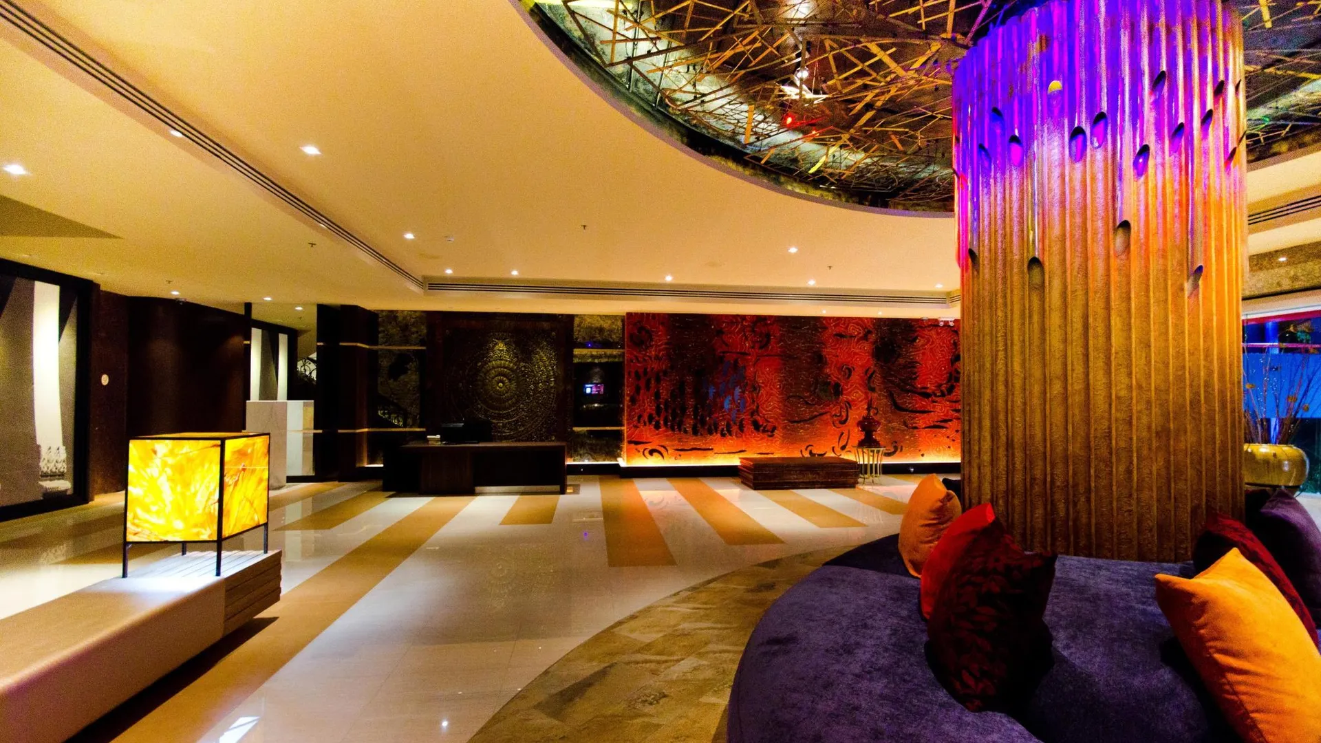 방콕 통타라 리버뷰 호텔 4성급 호텔 스위트룸