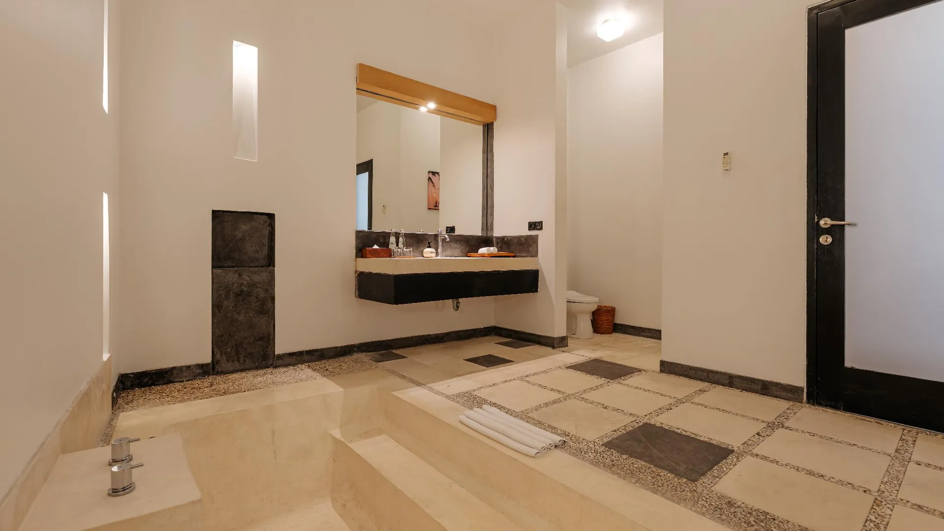 발리 더 스미냑 스위트 프라이빗 빌라 5성급 호텔 레스토랑