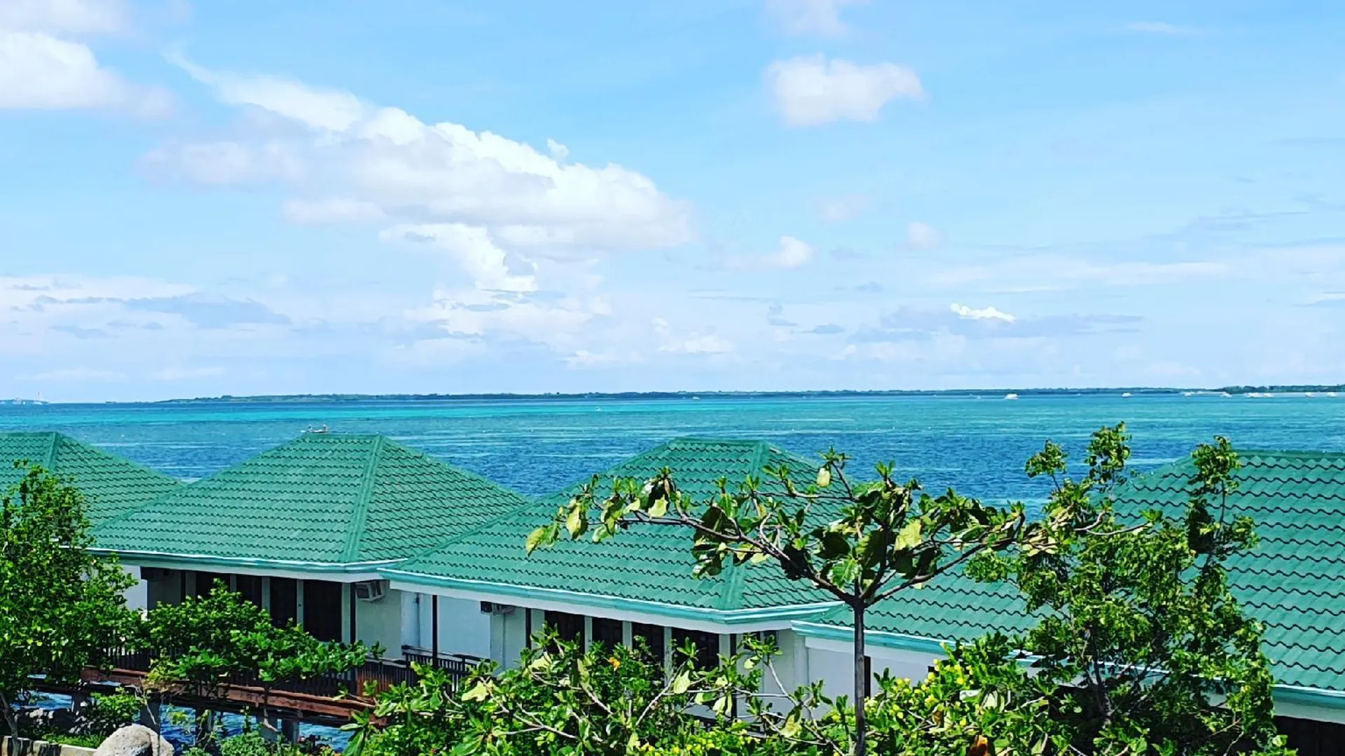 세부 날루수안 아일랜드 리조트 앤 마린 셍추어리 2성급 호텔 객실