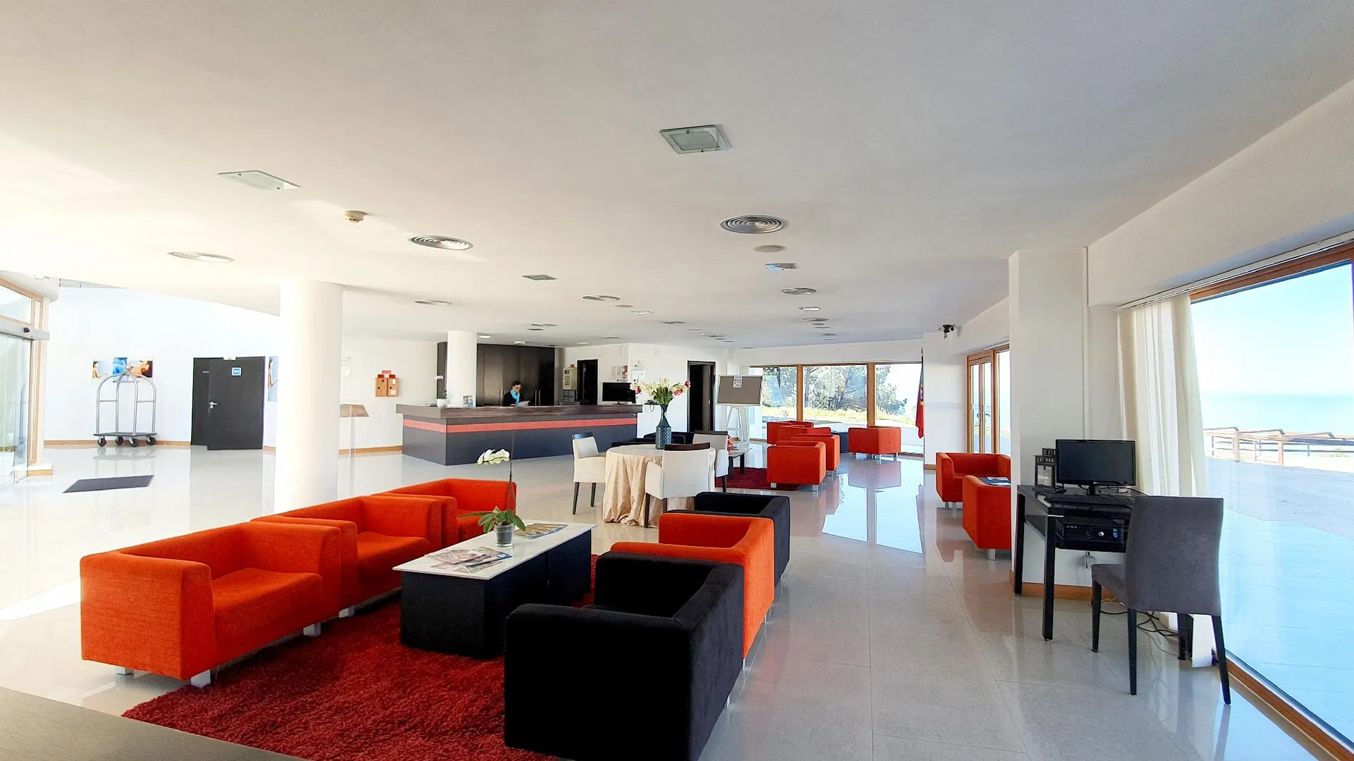 나자레 호텔 미라마 술 4성급 호텔 외관