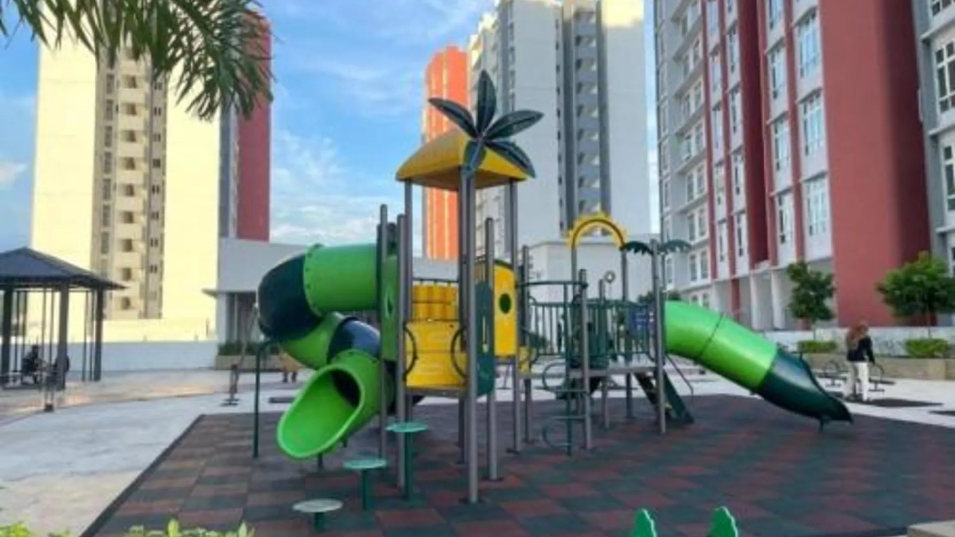 이포 캄풍 자와의 아파트먼트 (800m², 침실 2개, 프라이빗 욕실 2개) 3성급 게스트하우스 레스토랑