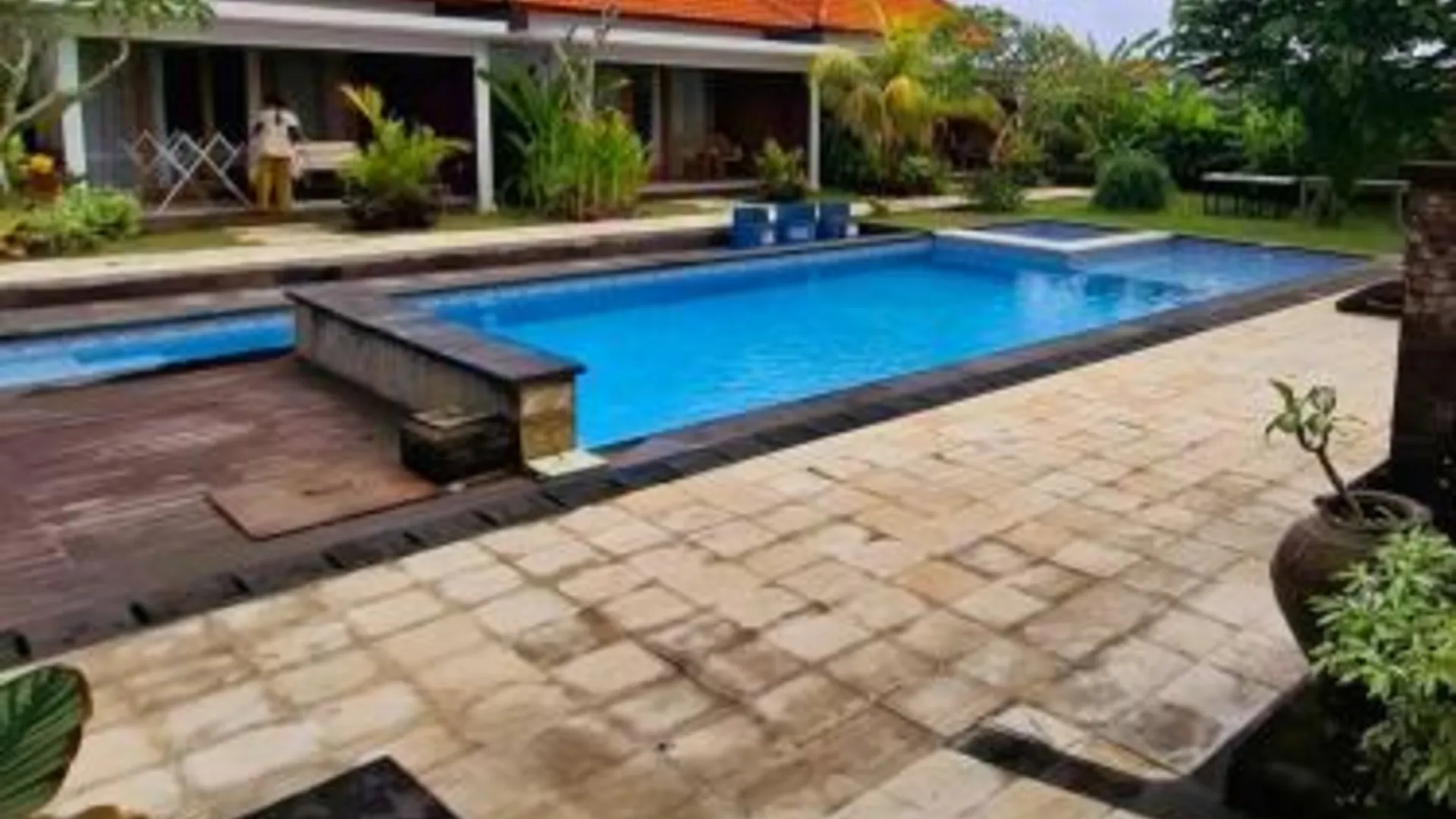 발리 AJ Guest House 3성급 호텔 수영장