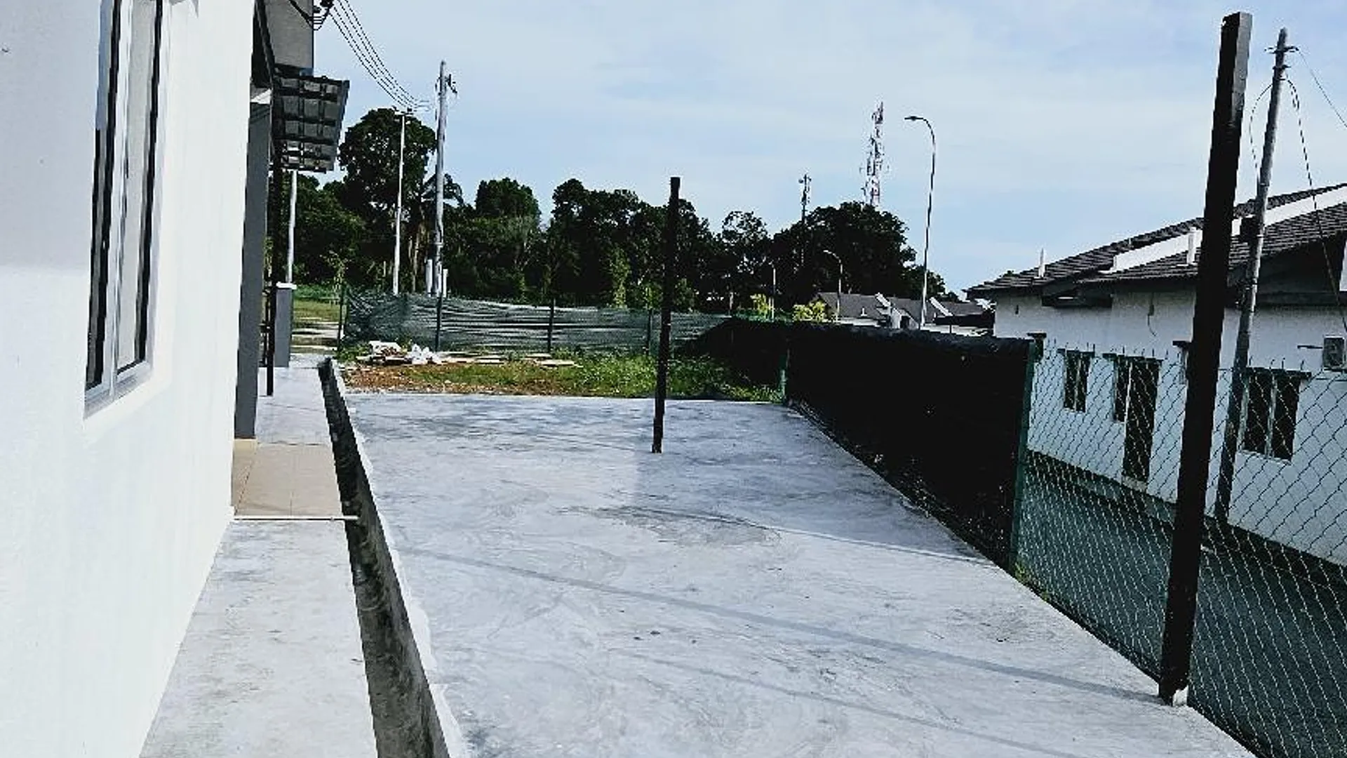 포트 딕슨 시 루사의 프라이빗 하우스 (1000m², 침실 3개, 프라이빗 욕실 2개) 3성급 싱글룸 레스토랑