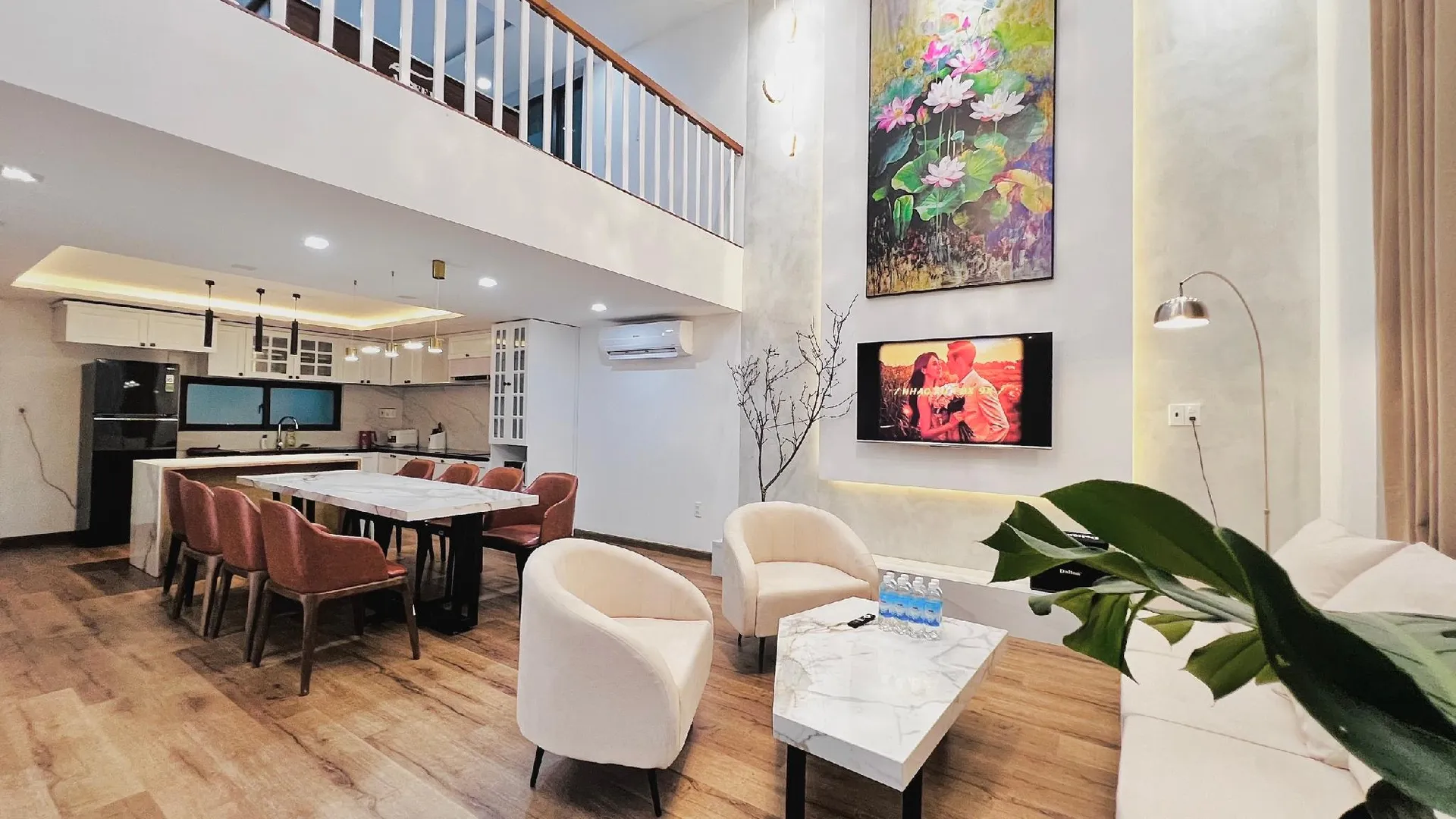 다낭 프억 미의 빌라 (200m², 침실 6개, 프라이빗 욕실 8개) 3성급 싱글룸 외관