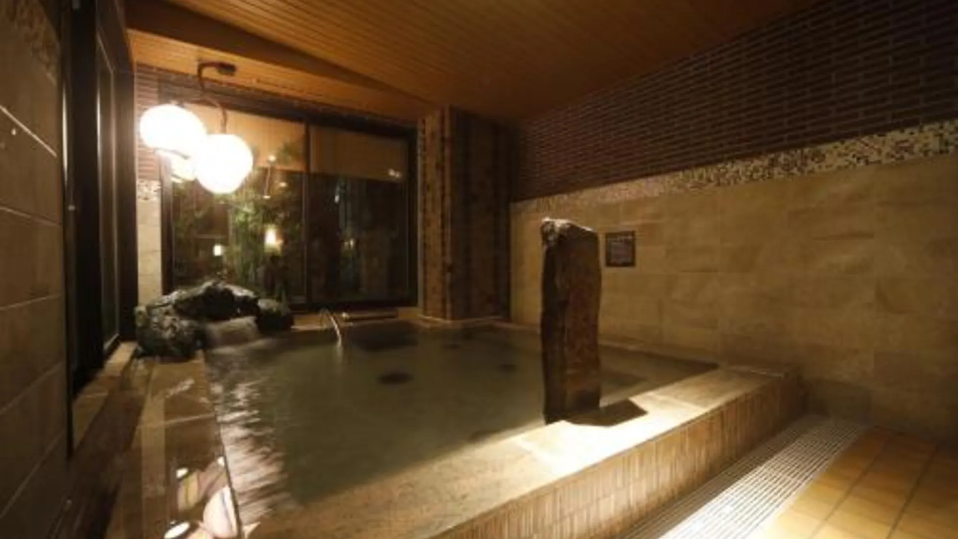 오사카 도미 인 프리미엄 오사카 기타하마 핫 스프링 4성급 호텔 수영장