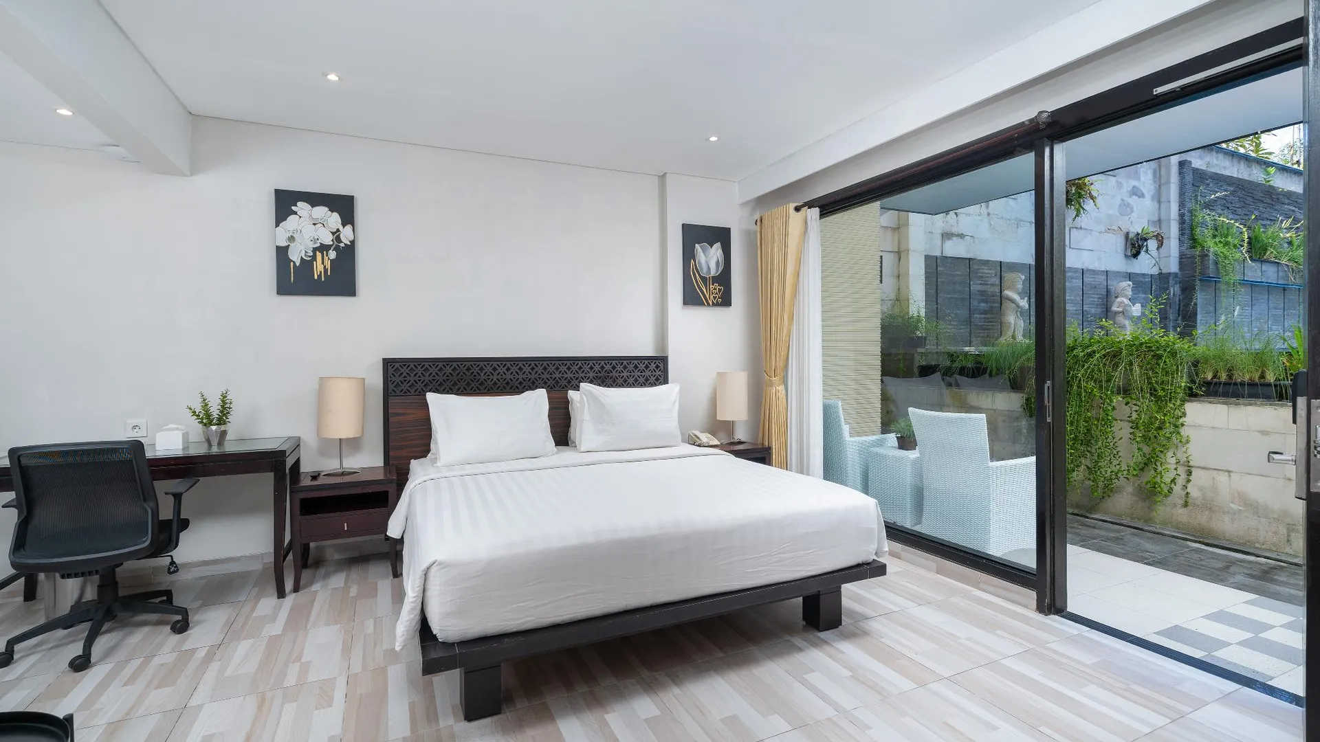 발리 데쿠타 호텔 3성급 호텔 스위트룸