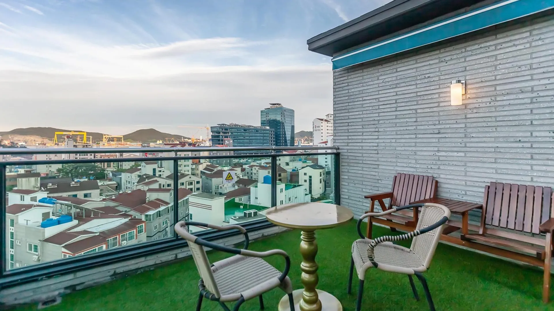 거제 거제 브라운도트호텔 3성급 게스트하우스 외관