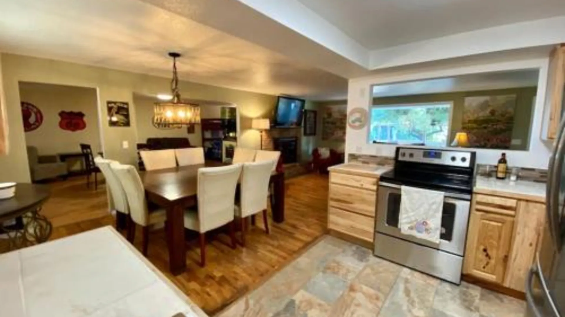 레드몬드 (OR) Centrally Located Redmond Retreat with Pool Table 3성급 싱글룸 로비