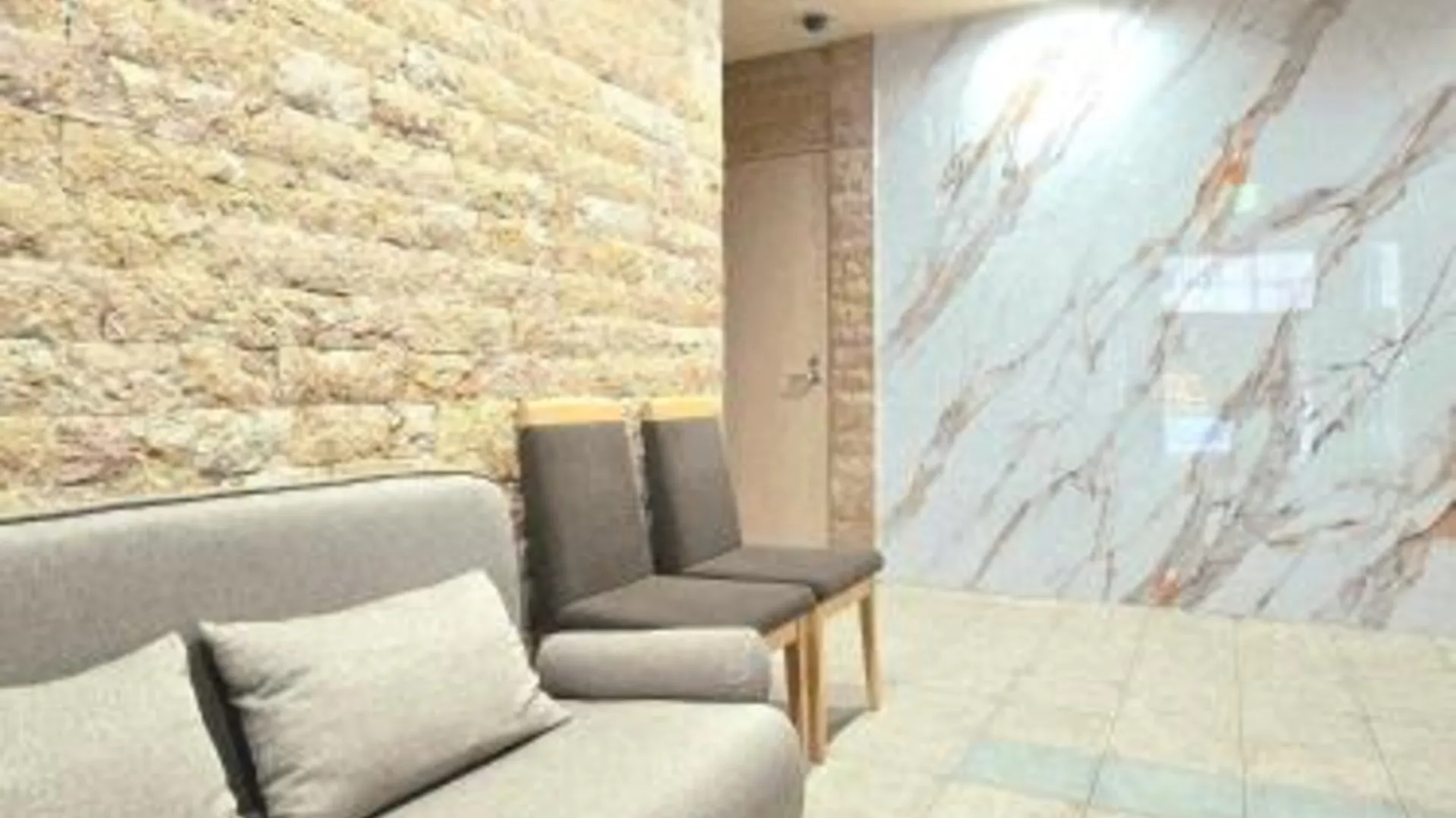 오사카 嵐 Arashi BNB 大国町 No8113 3성급 호텔 수영장