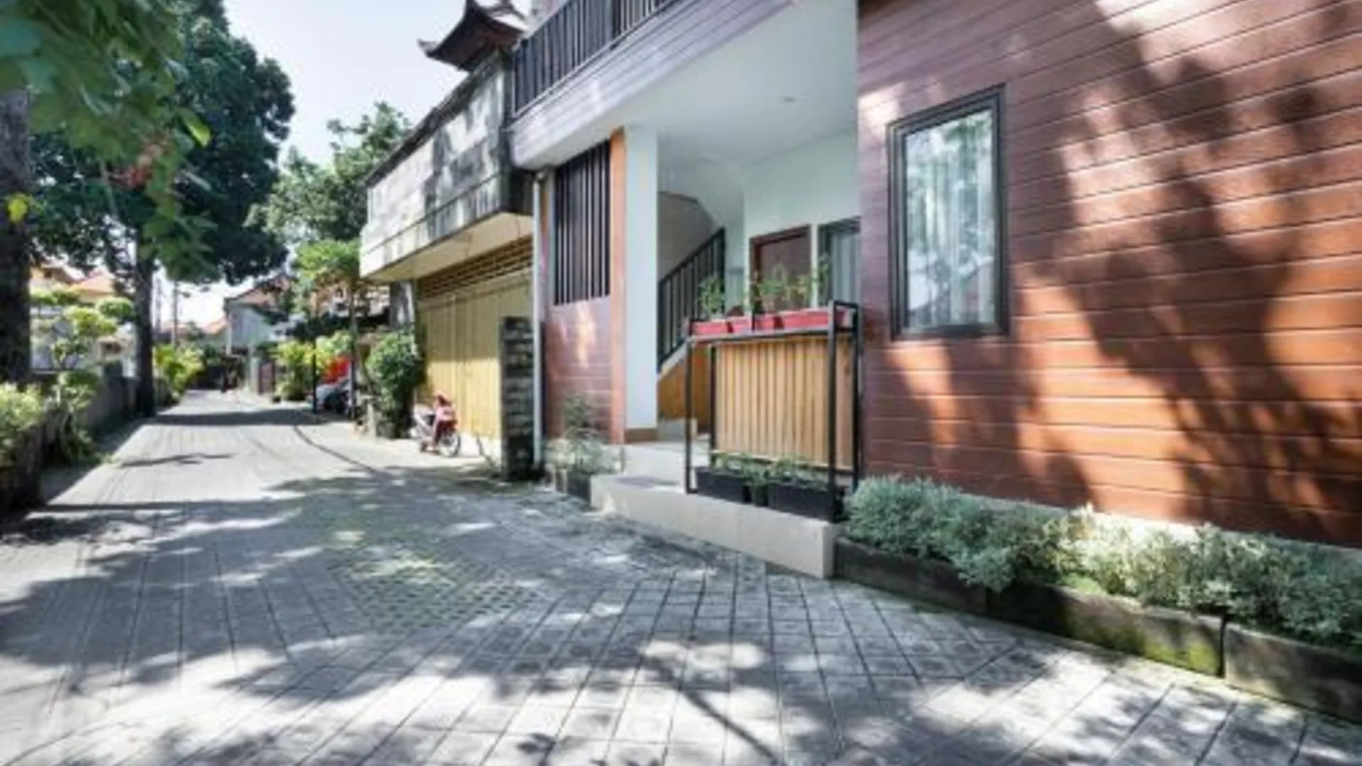 발리 K Hostel Seminyak 호텔 외관