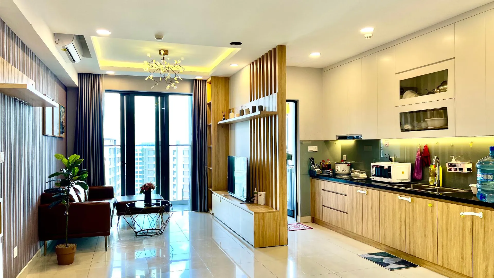 호치민 탄푸의 아파트먼트 (86m², 침실 2개, 프라이빗 욕실 2개) 2성급 싱글룸 레스토랑