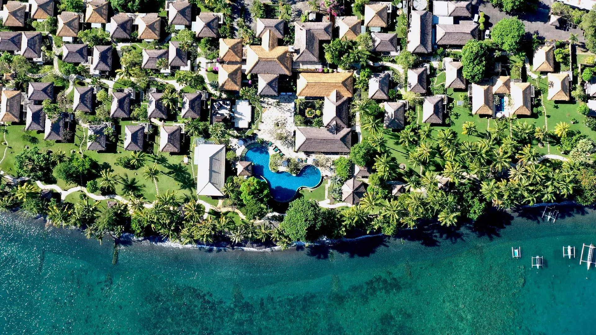 발리 푸리 바구스 로비나 리조트 4성급 호텔 객실