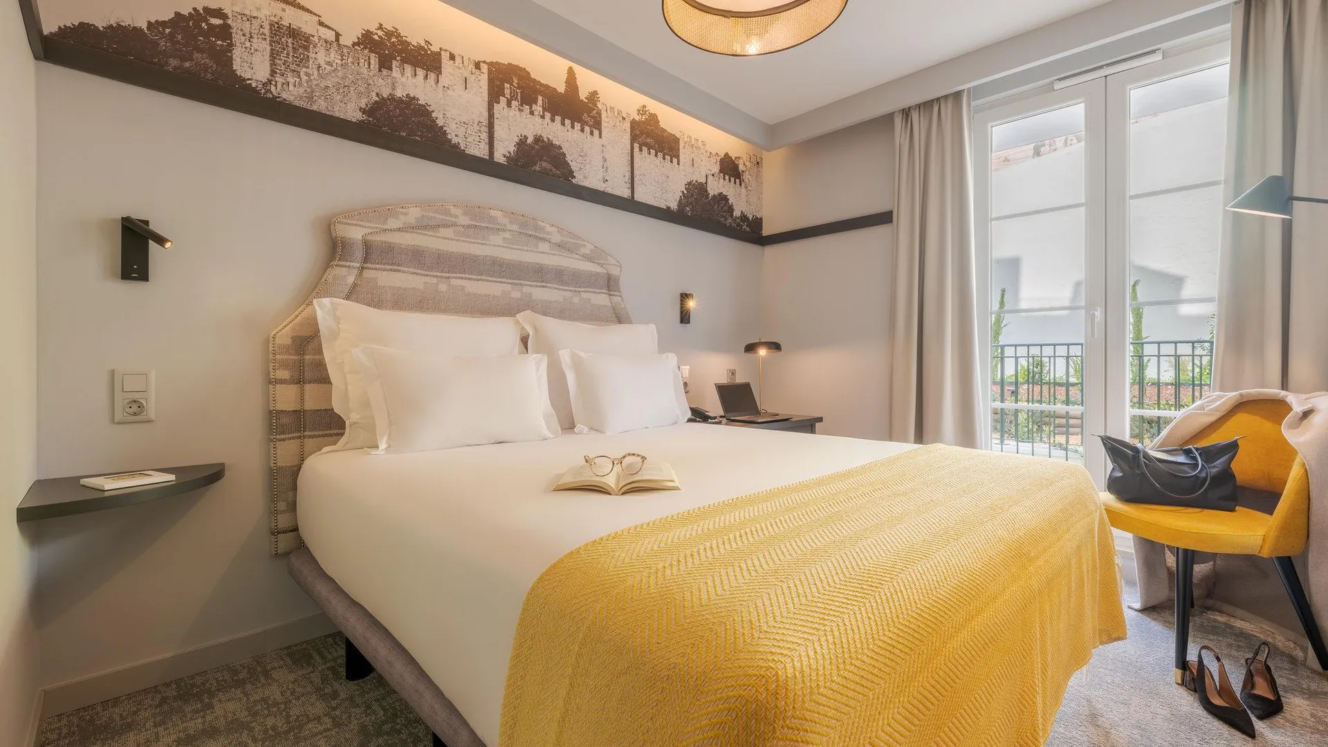 리스본 포우사다 알파마 4성급 호텔 스위트룸