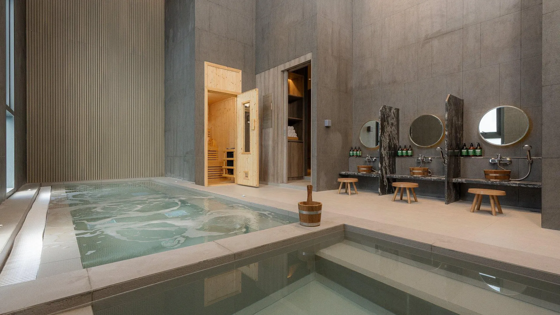 방콕 스테이브리지 스위트 방콕 수쿰빗 바이 IHG 4성급 호텔 레스토랑