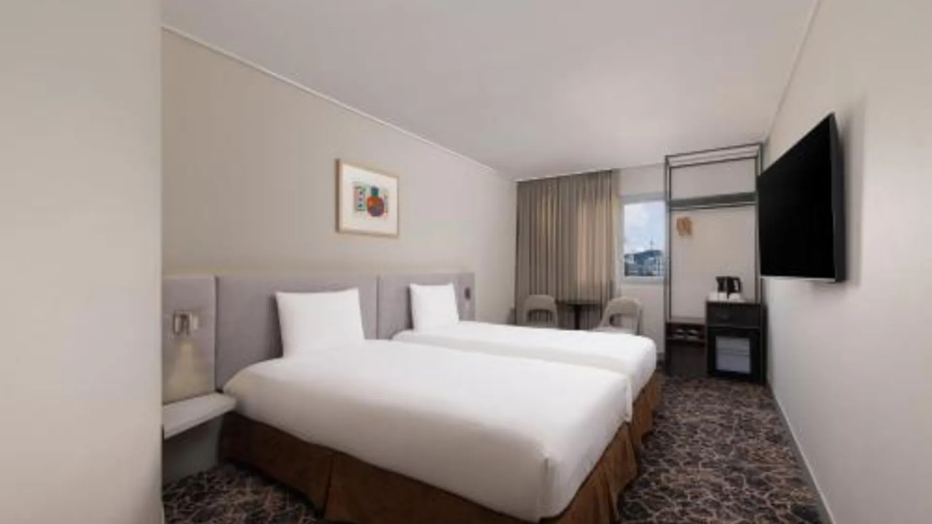 서울 이비스 앰배서더 서울 인사동 (2025년 새롭게 리노베이션된 호텔) 4성급 호텔 스위트룸