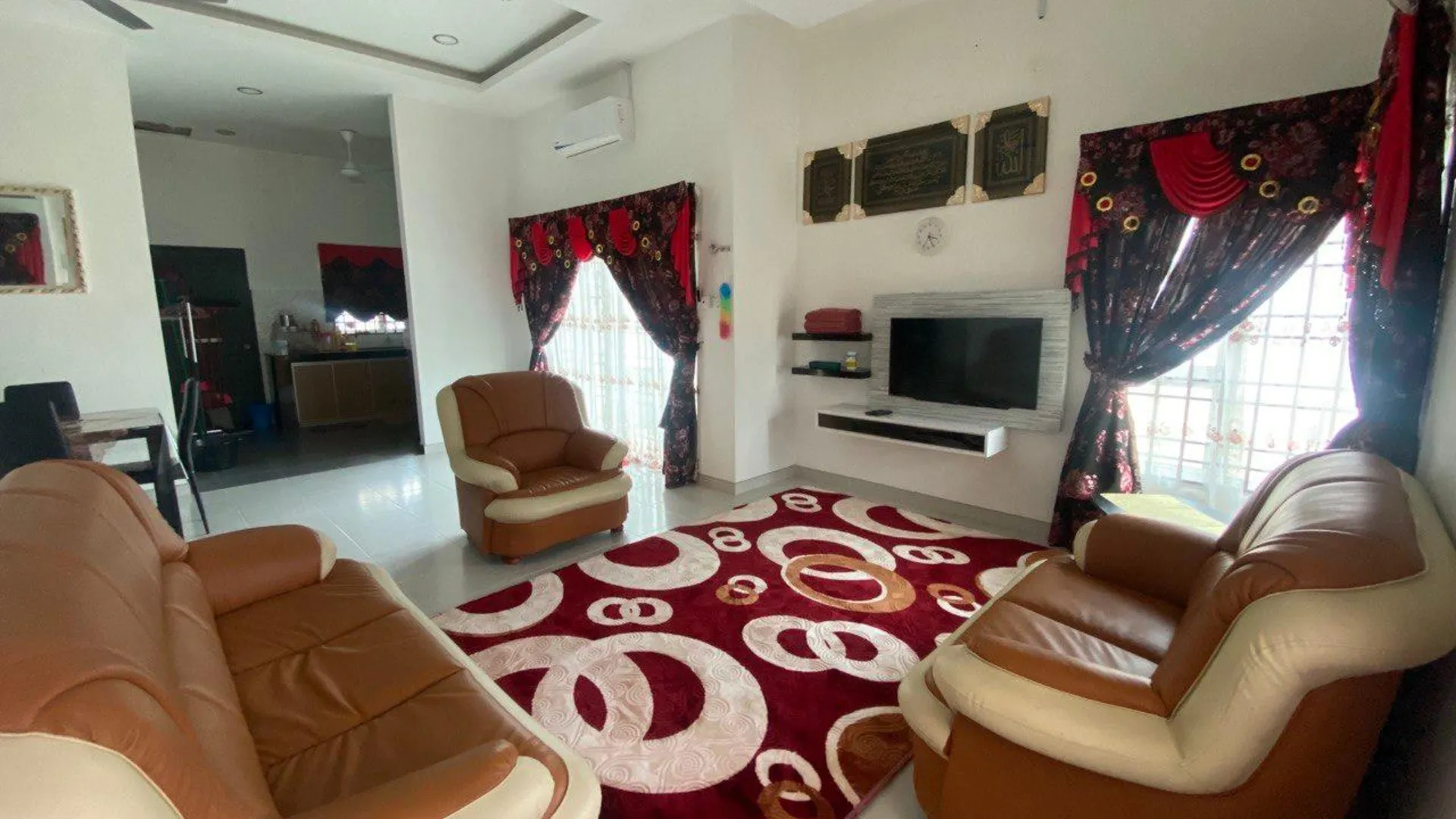 타나 메라 풀라이 촌동의 방갈로 (130m², 침실 3개, 프라이빗 욕실 2개) 2성급 게스트하우스 객실