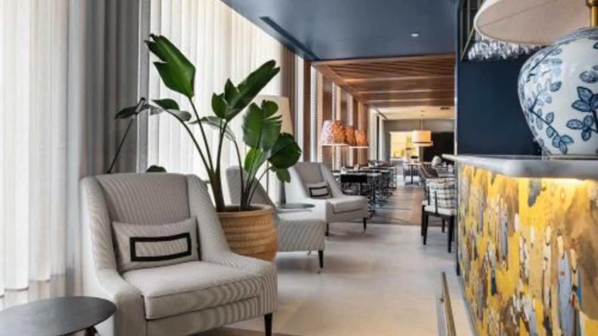 포르투 엑세 에센지아 포르투 4성급 호텔 로비