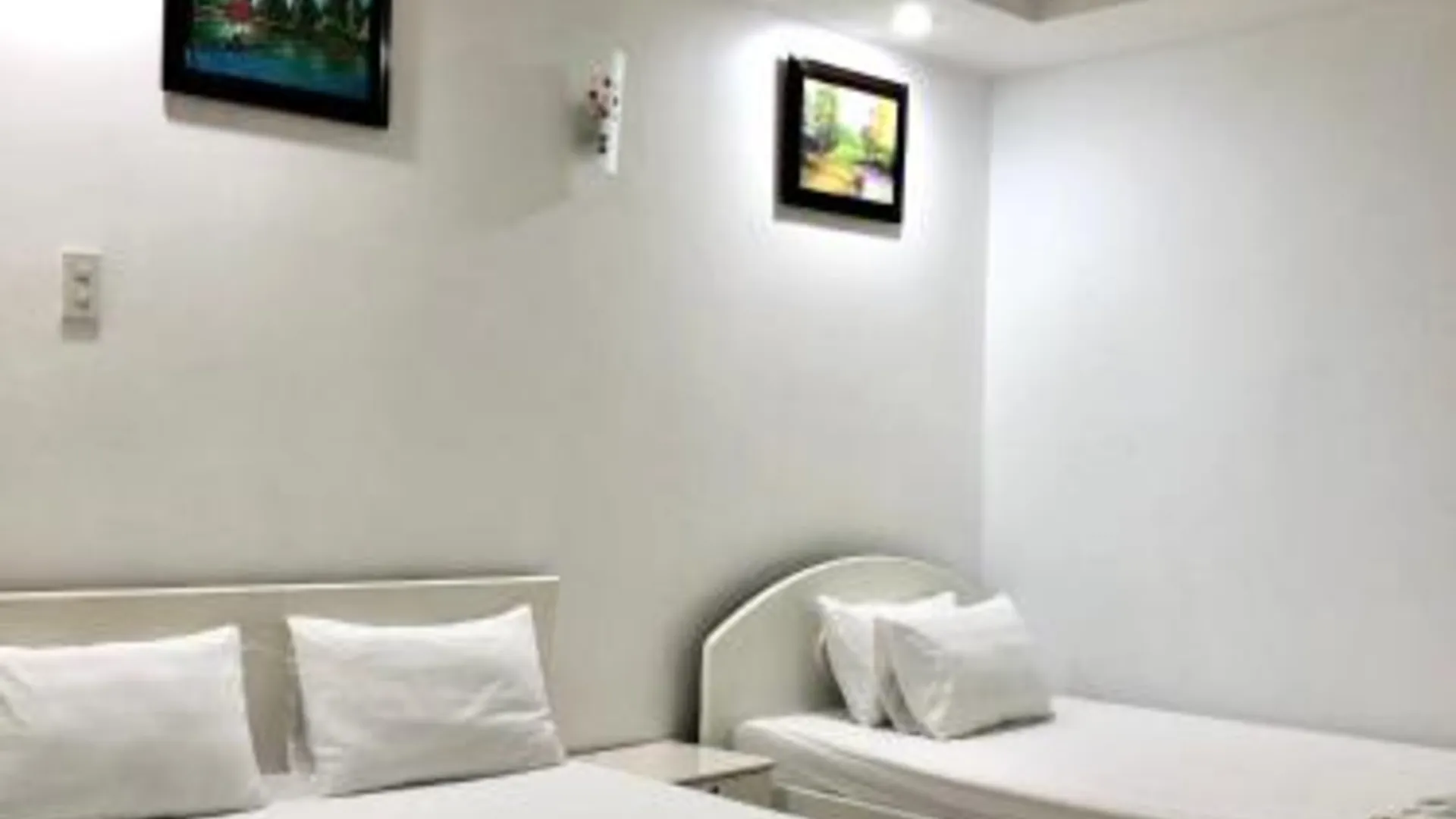 호치민 Seven Stars Hotel 호텔 스위트룸