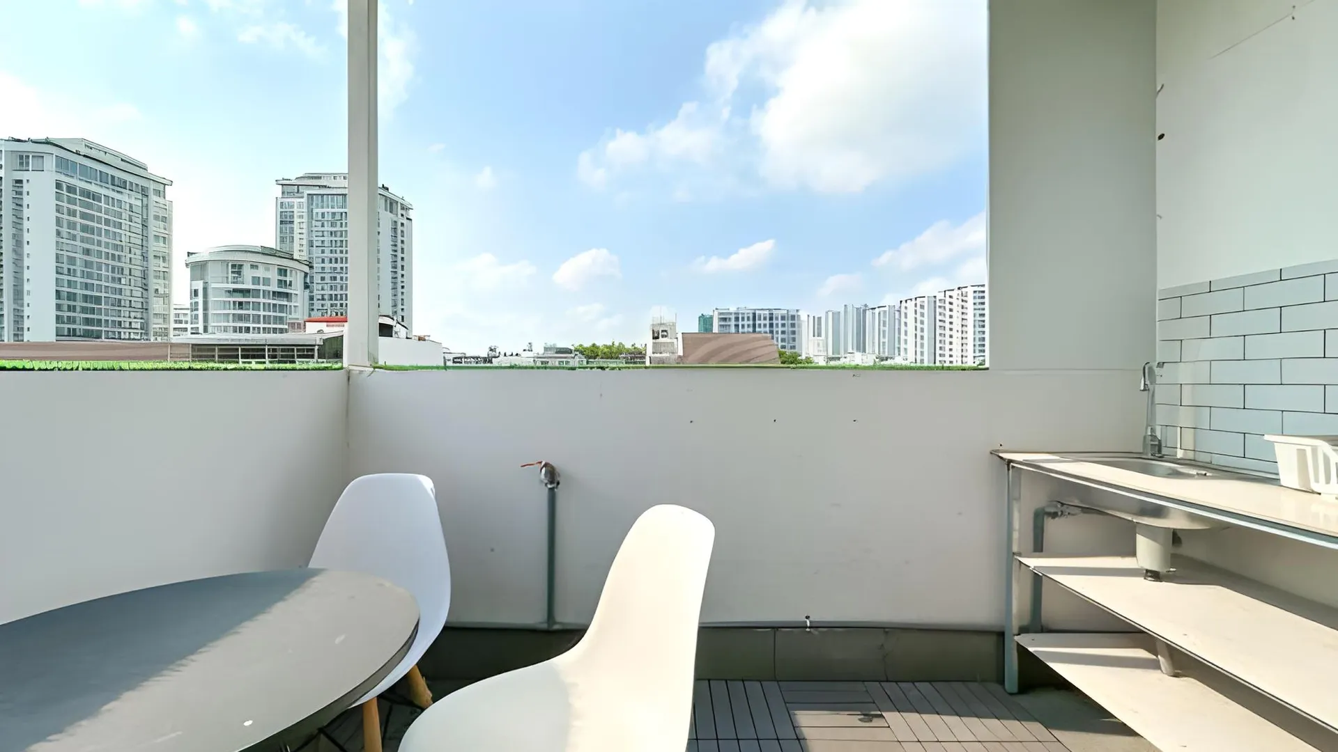 호치민 시리스 니코 레지던스 - 셀프 체크인 3성급 게스트하우스 레스토랑