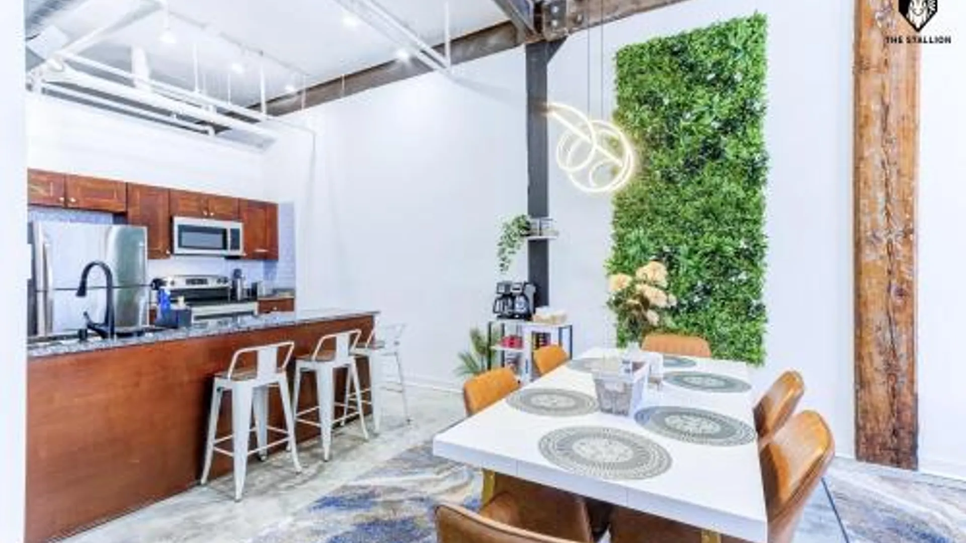 멤피스 (TN) The Stallion #106 - Walk to Museums, Luxe Loft with free gated parking 4성급 싱글룸 부대시설