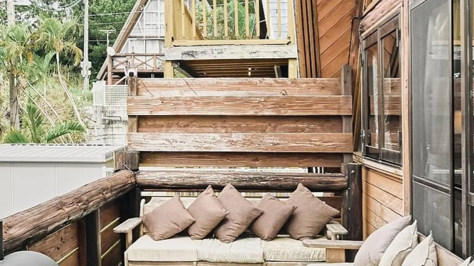 오키나와 본섬 기노자의 프라이빗 하우스 (m², 침실 1개, 프라이빗 욕실 1개) 4성급 게스트하우스 레스토랑