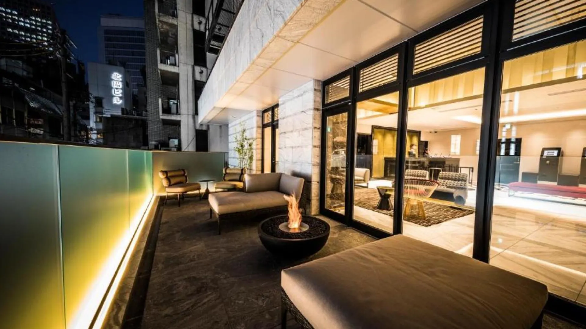 오사카 더 라이즈 오사카 기타신치 4성급 호텔 외관