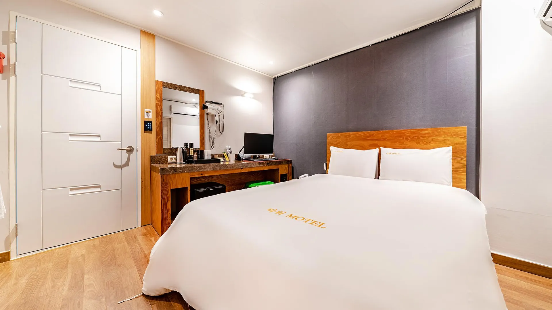 군포 산본 타워 무인텔 3성급 호텔 객실