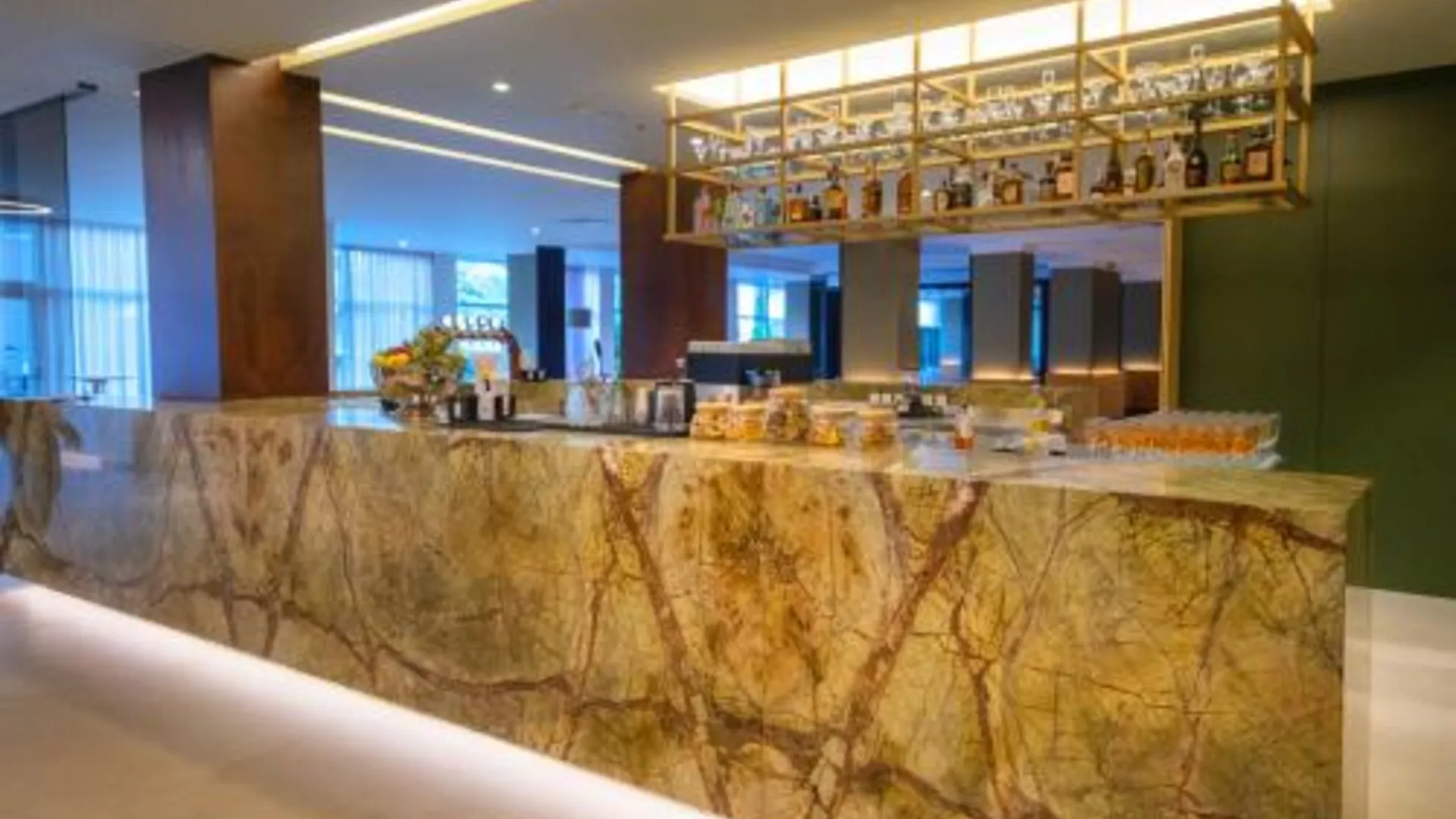 포르투 산투 아일랜드 빌라 발레이라 - 호텔 리조트 앤 탈라소 스파 4성급 호텔 외관