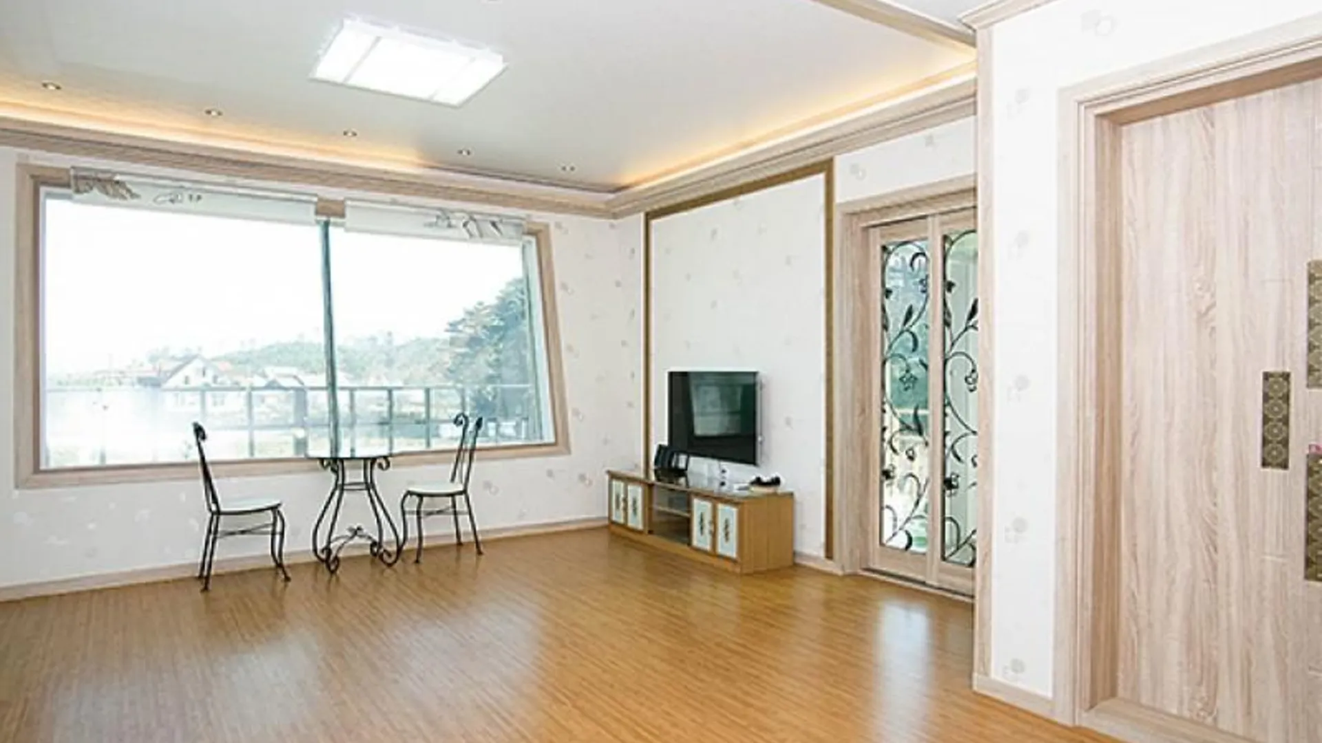 양양 양양 버드나무펜션 3성급 게스트하우스 스위트룸