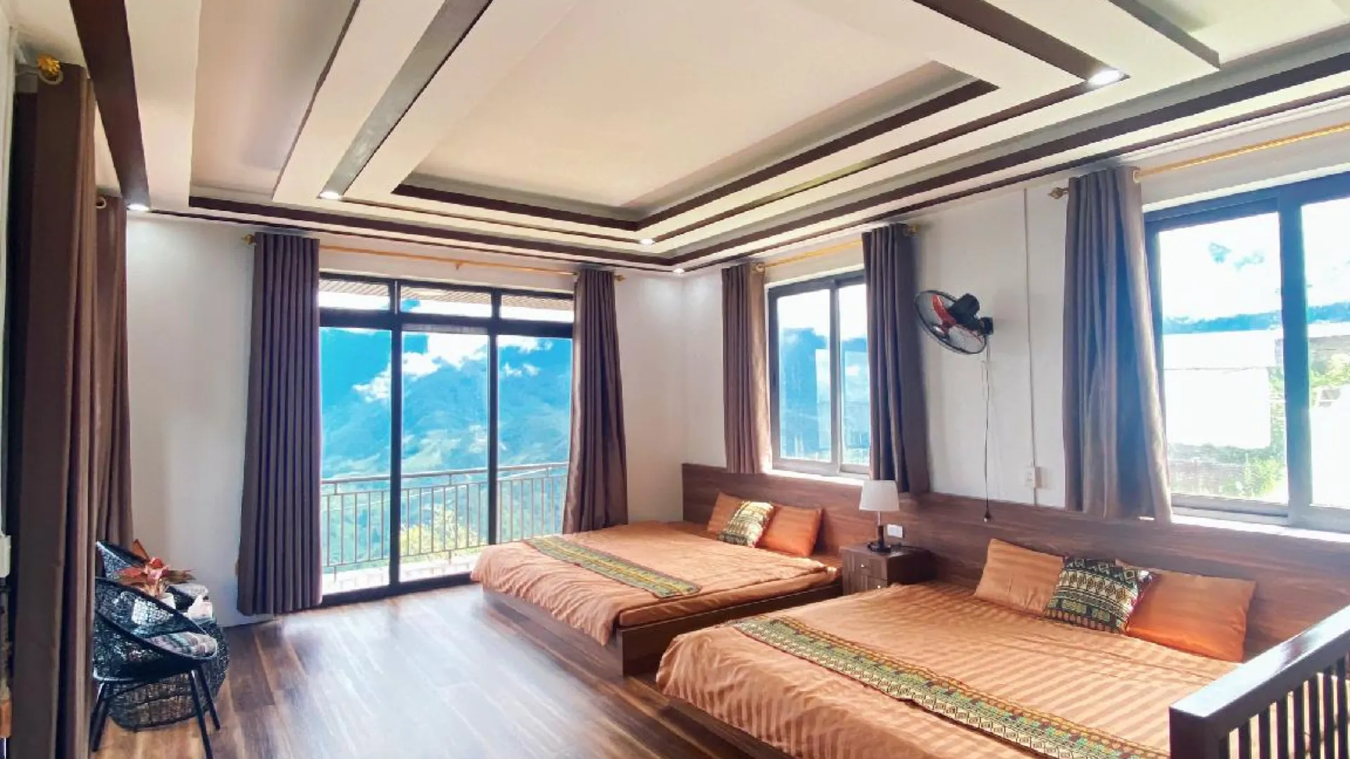 사파 사빠 도심의 프라이빗 하우스 (200m², 침실 3개, 프라이빗 욕실 3개) 4성급 게스트하우스 스위트룸