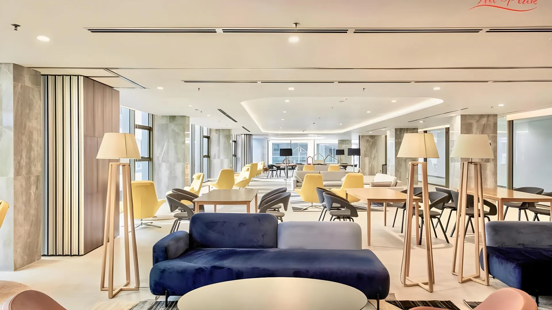 호치민 컨비니아 럭셔리 더 피크 미드타운 5성급 호텔 로비