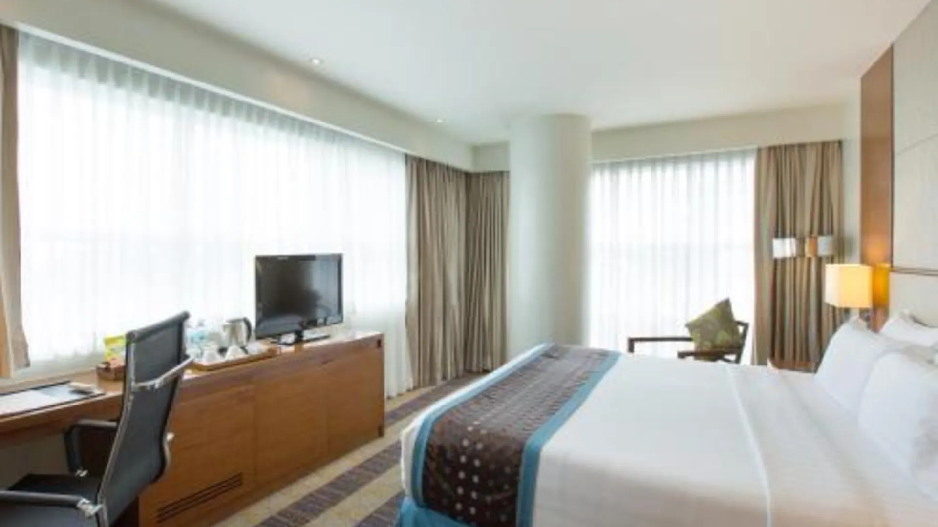 세부 렉스 호텔 세부 4성급 호텔 전망