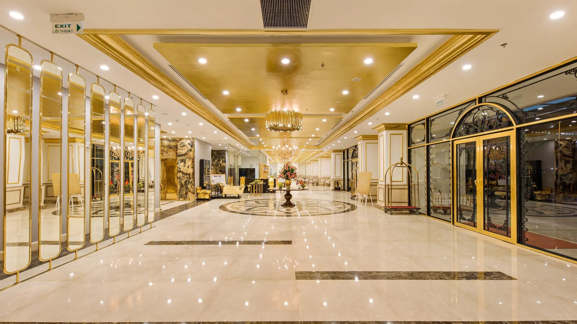 다낭 윈덤 다낭 골든 베이 5성급 호텔 스위트룸