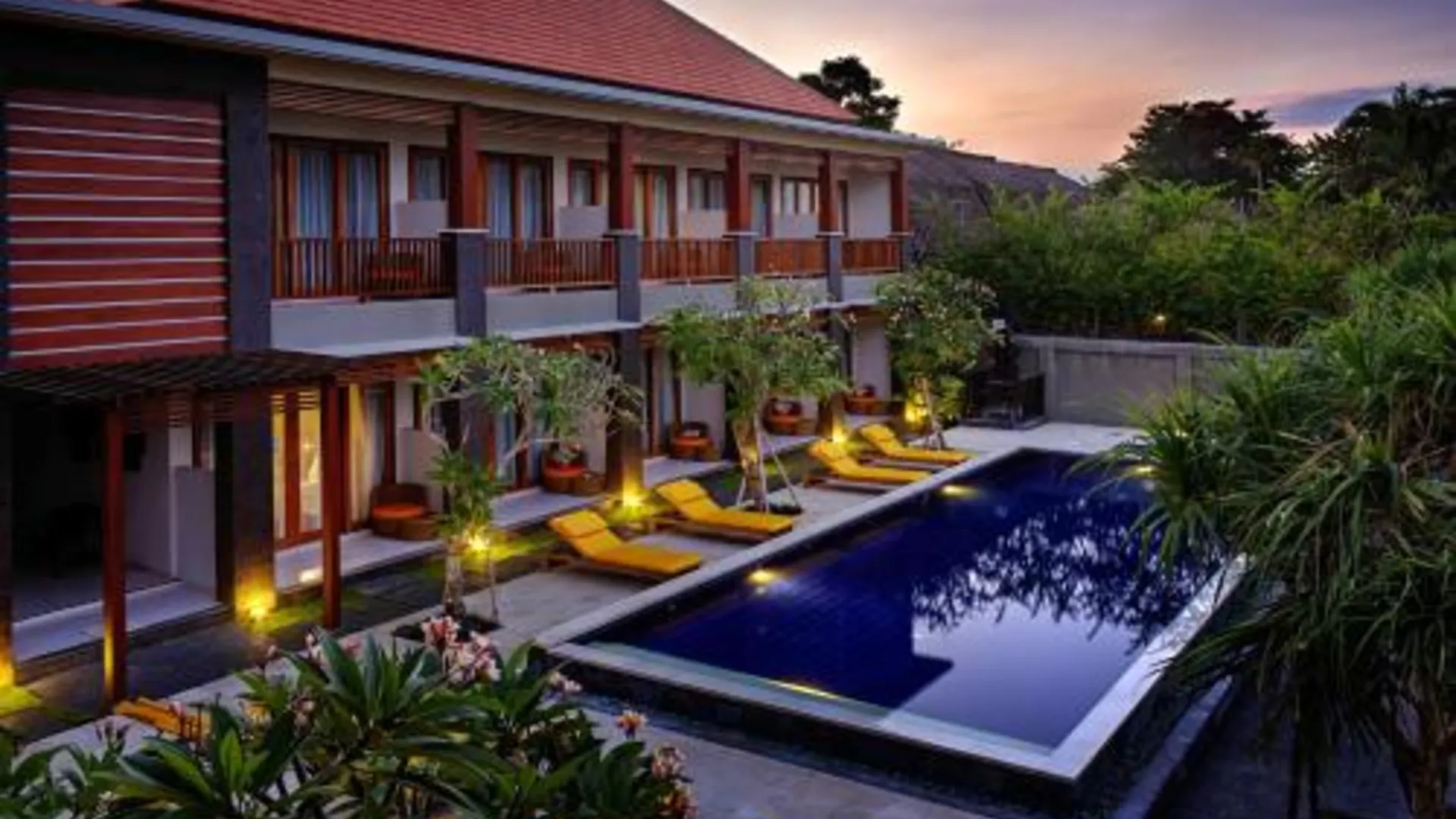 발리 쿠부 쳄파카 스미냑 호텔 4성급 호텔 스위트룸