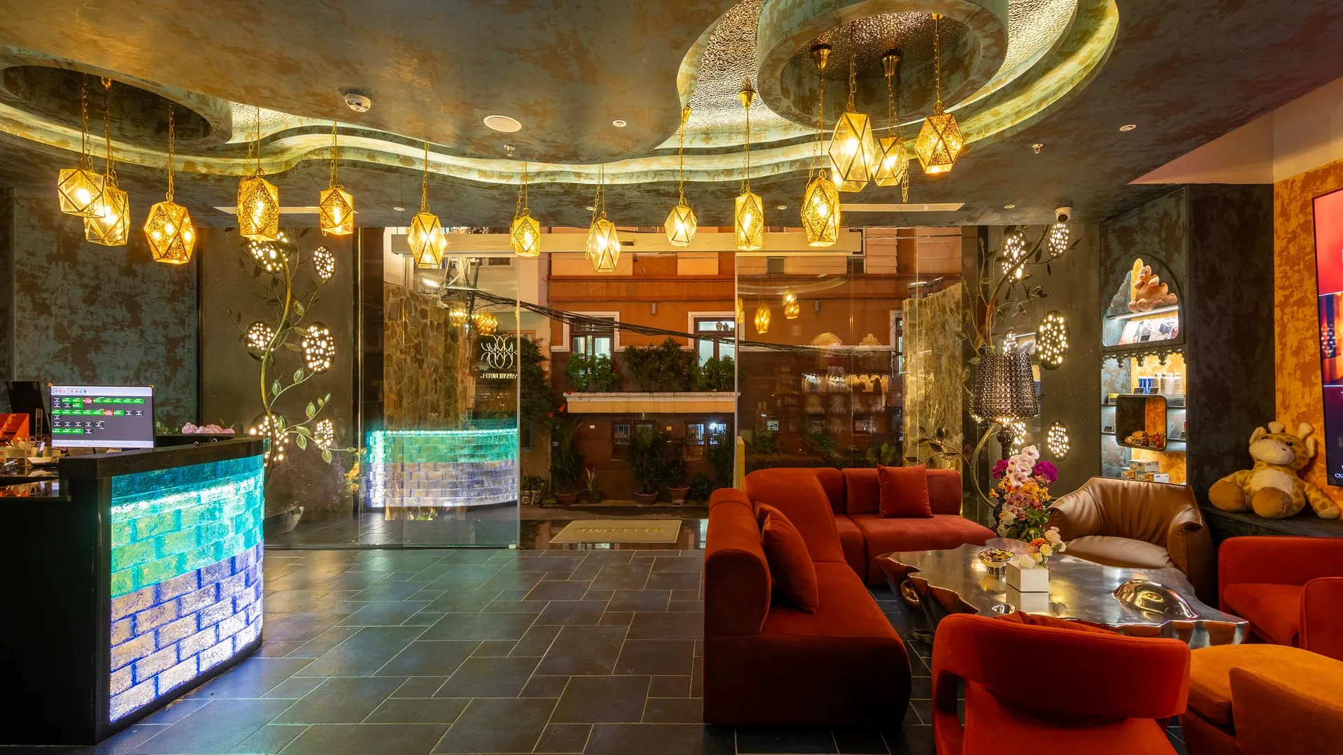 호치민 핀트 호텔 6 3성급 호텔 수영장